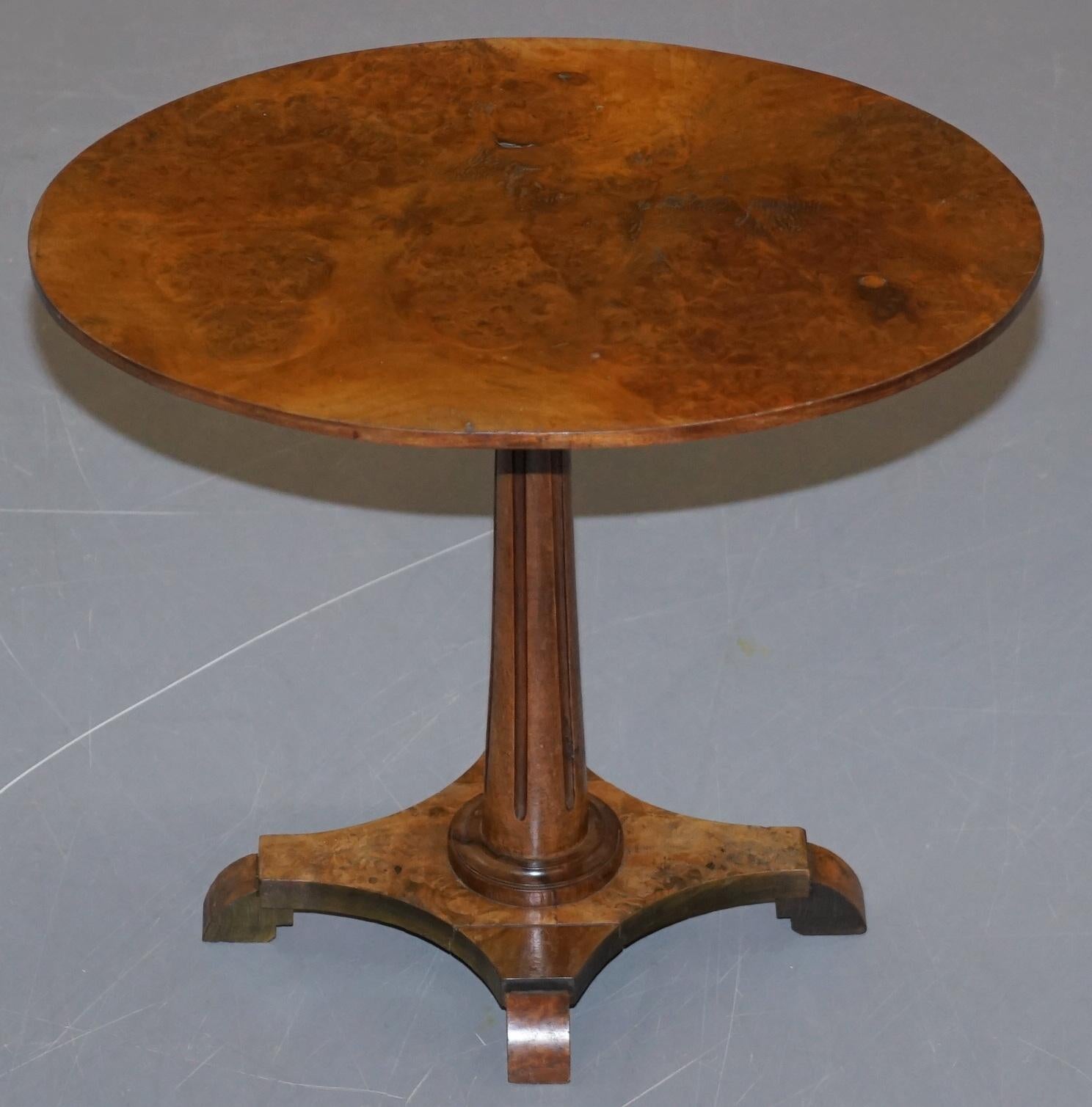 We are delighted to offer for sale this lovely handmade vintage Burr Walnut oval side end lamp table with stunning timber patina

A very good looking piece, the legs are Regency style scroll, they lead on to a tapered and fluted column base, the