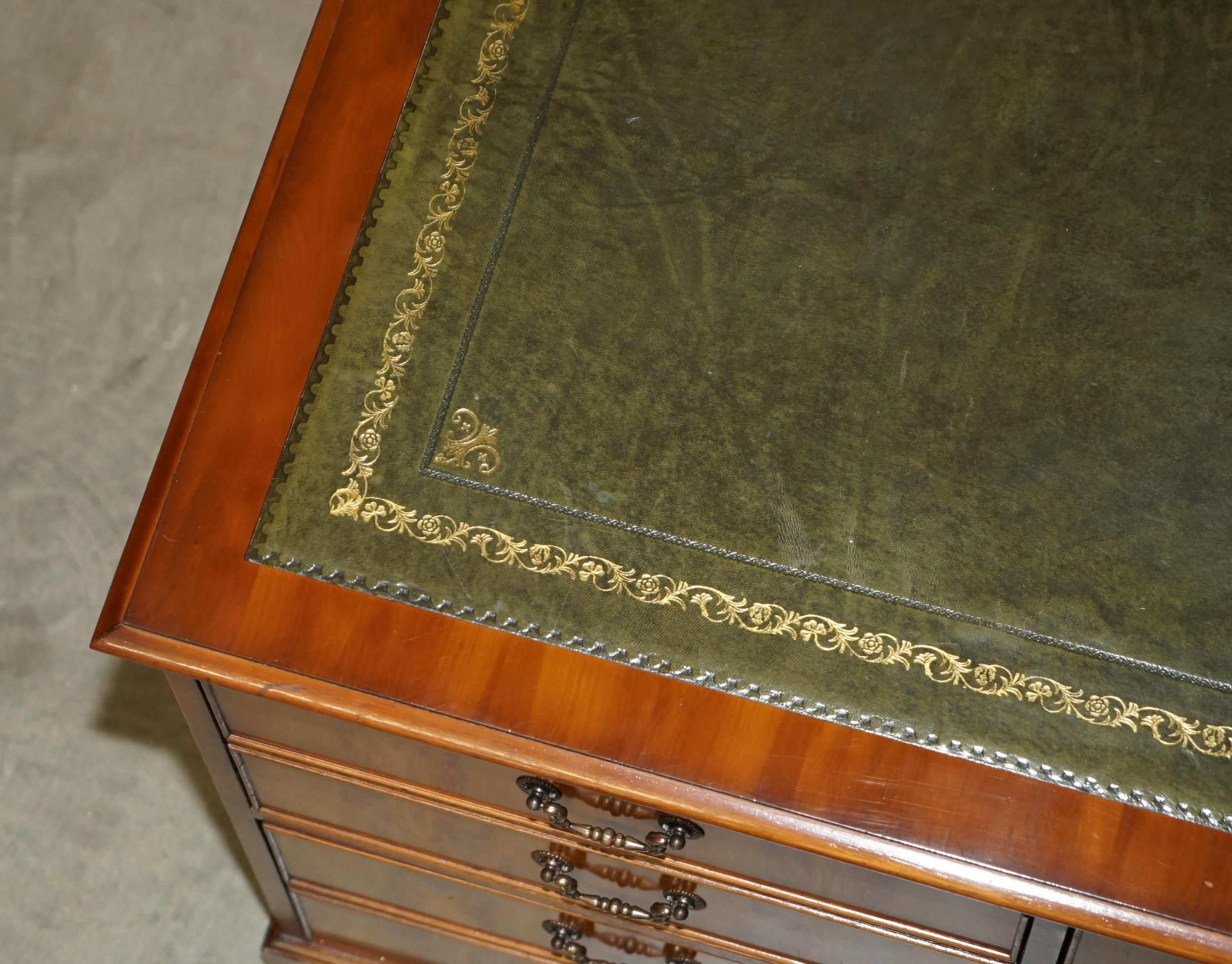 STUNNING BURR YEW WOOD GREEN LEATHER EXTRA LARGE QUAD DRAWERS FILING CABiNET For Sale 1