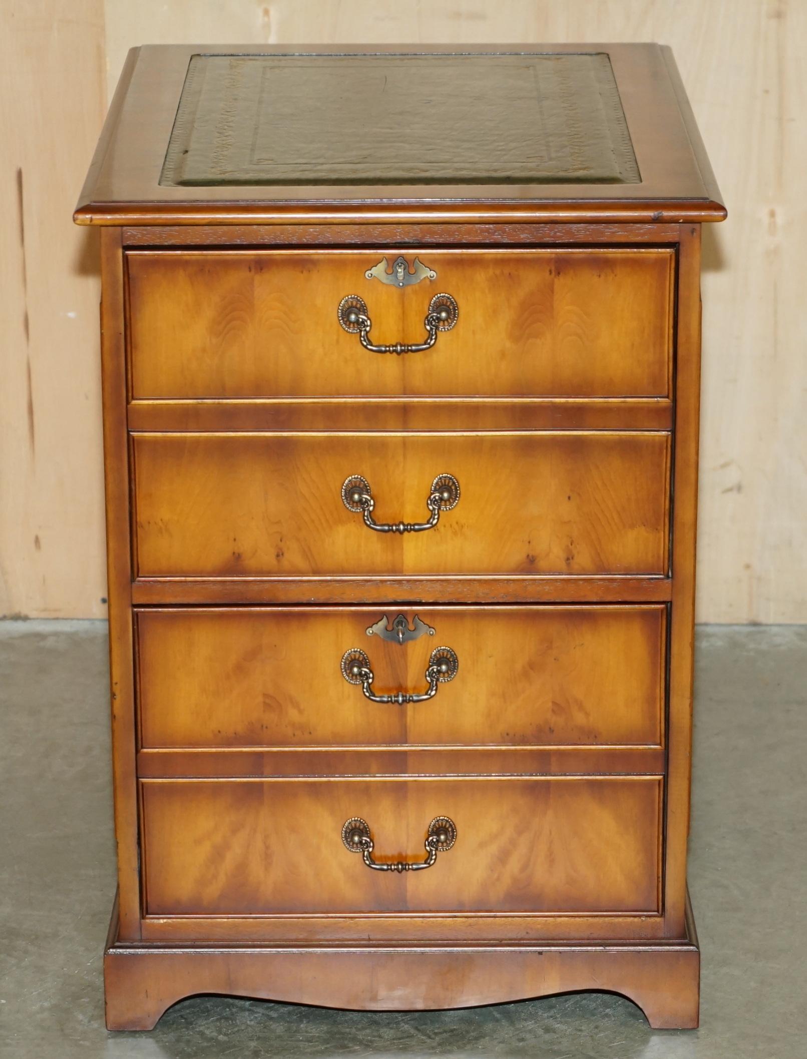 Art Déco STUNNiNG BURR YEW WOOD GREEN LEATHER TOPPED DRAWERS FILING CABINET PART OF SUITE in vendita