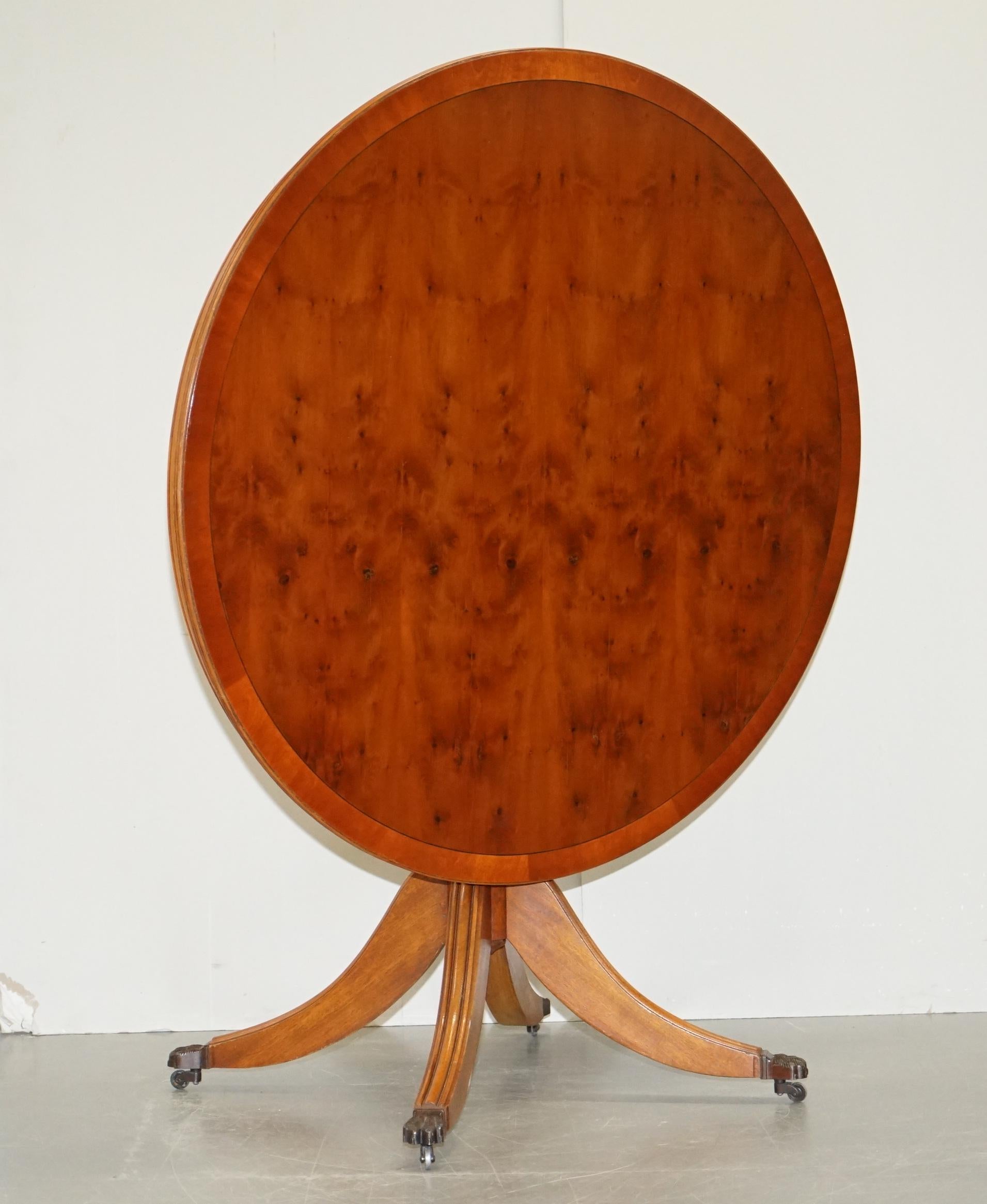 Stunning Burr Yew Wood Round Tilt-Top Dining or Occasional Centre Table Patina For Sale 9