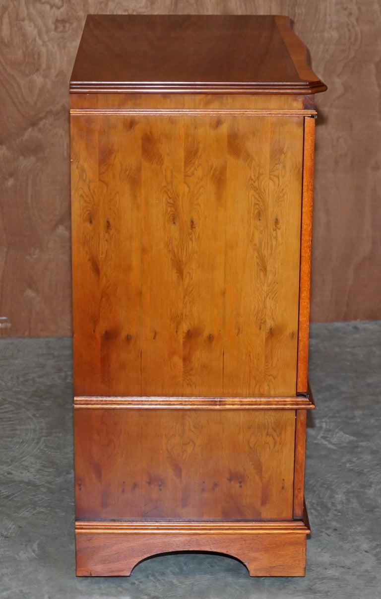 Stunning Burr Yew Wood TV Media Cupboard Designed to House Television & Boxes For Sale 4