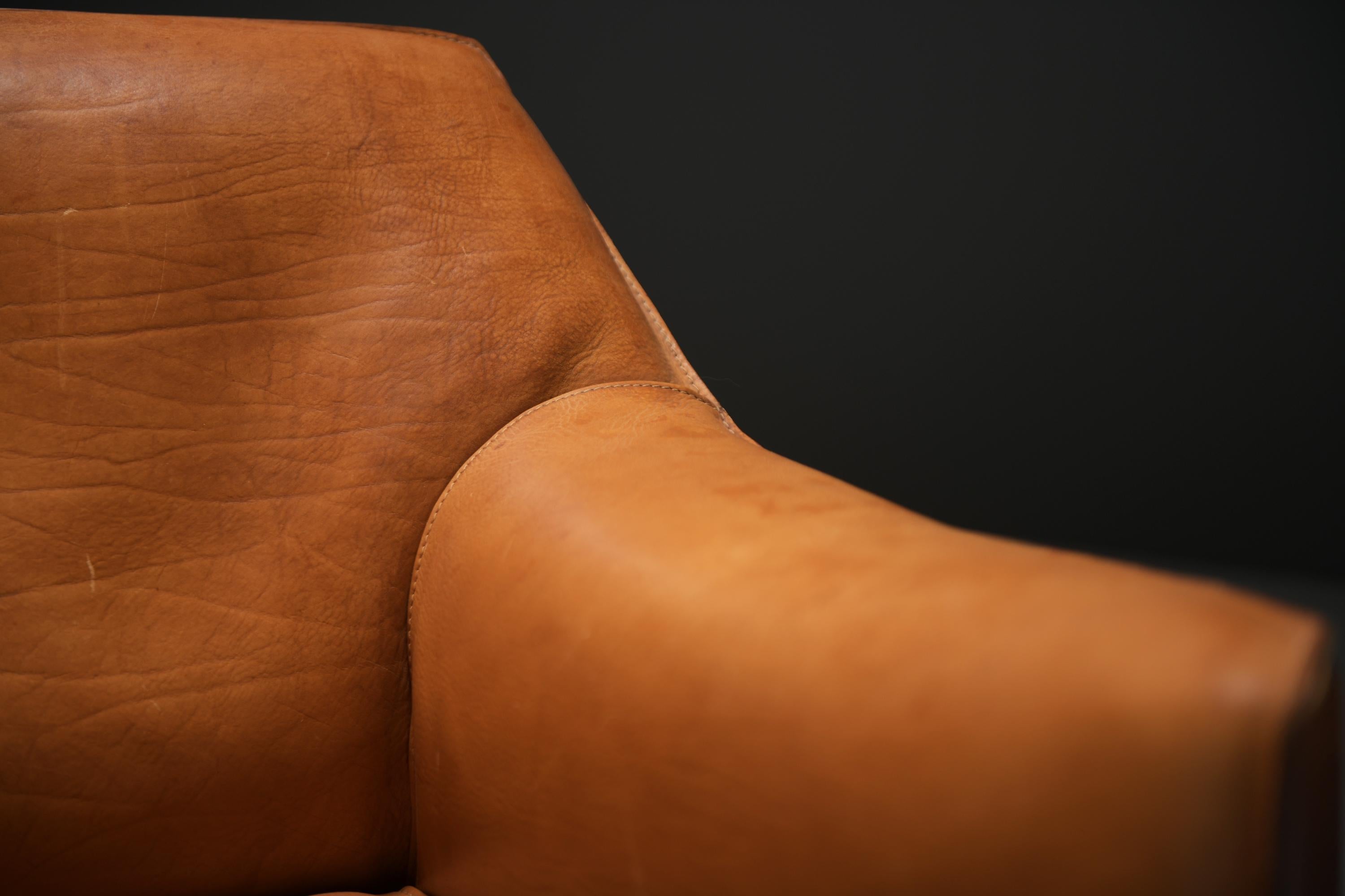 Splendida sedia Cab 415 in pelle naturale cognac - Mario Bellini - Cassina Italy in vendita 2
