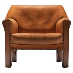 Atemberaubender Stuhl Cab 415 aus natürlichem cognacfarbenem Leder - Mario Bellini - CASSINA Italien