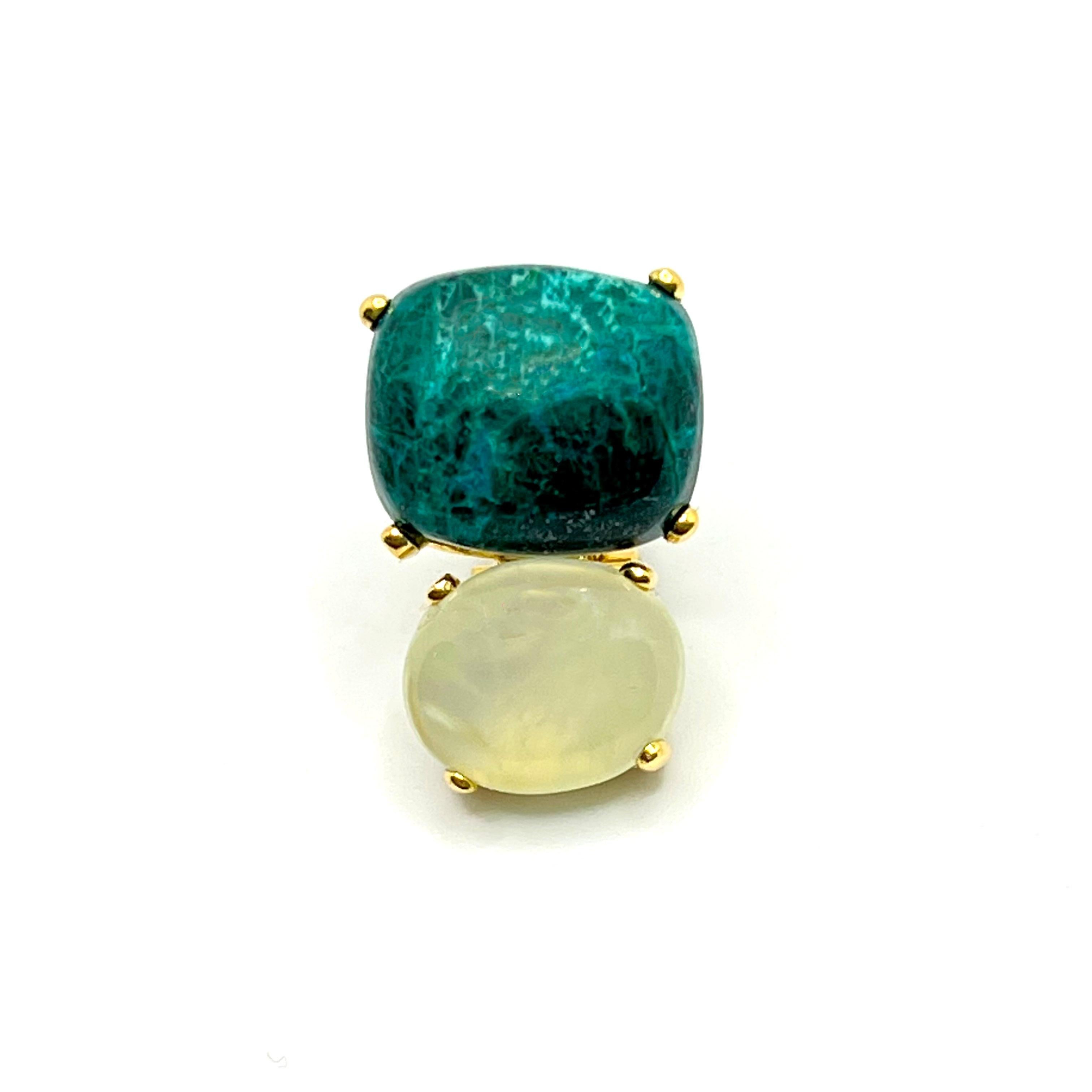 Atemberaubende Ohrringe mit Chrysocolla im Cabochon-Schliff und ovalen Prehnit-Ohrringen (Kissenschliff) im Angebot