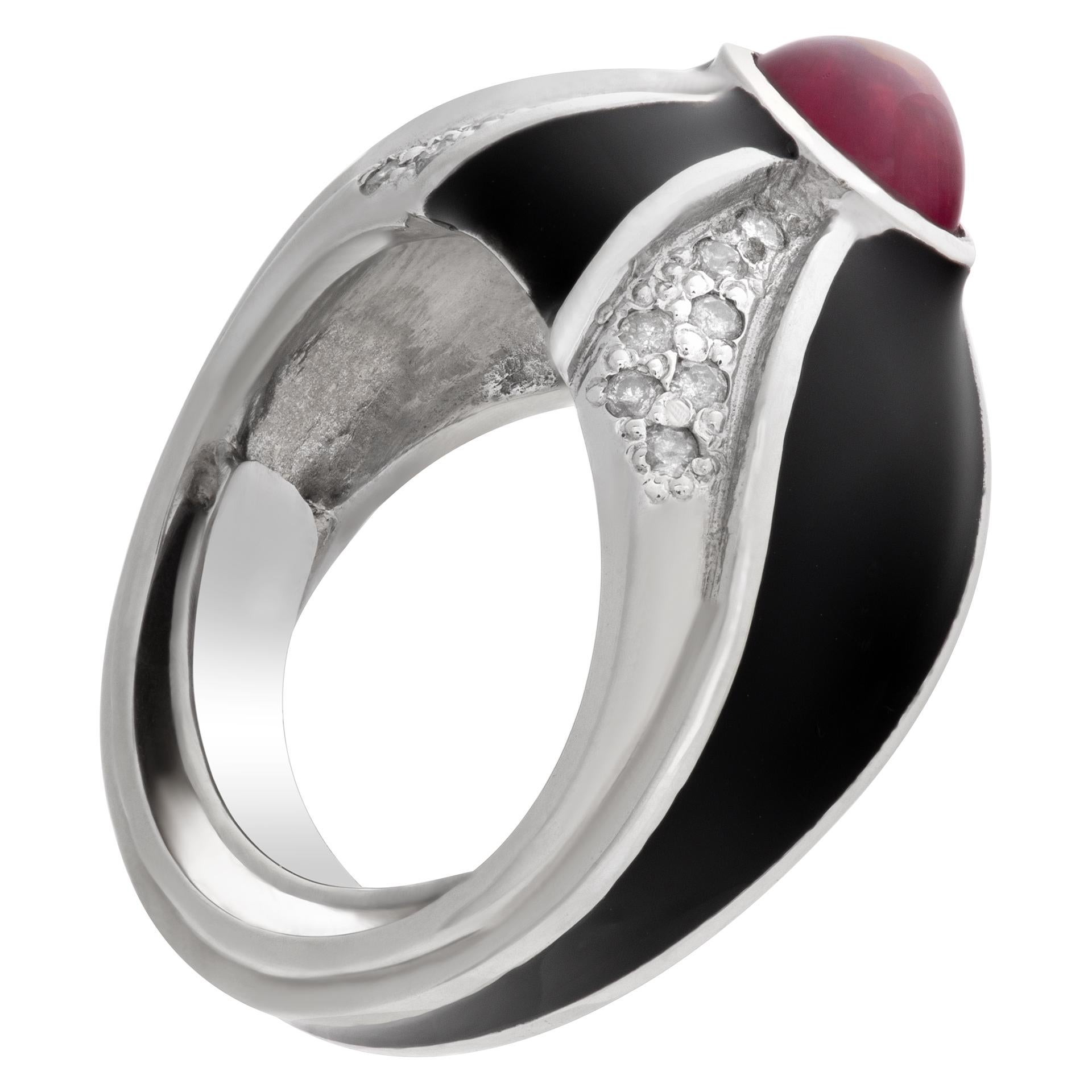 Stunning Cabochon Ruby and Diamond Ring in 14k White Gold with Black Enamel In Excellent Condition For Sale In Surfside, FL