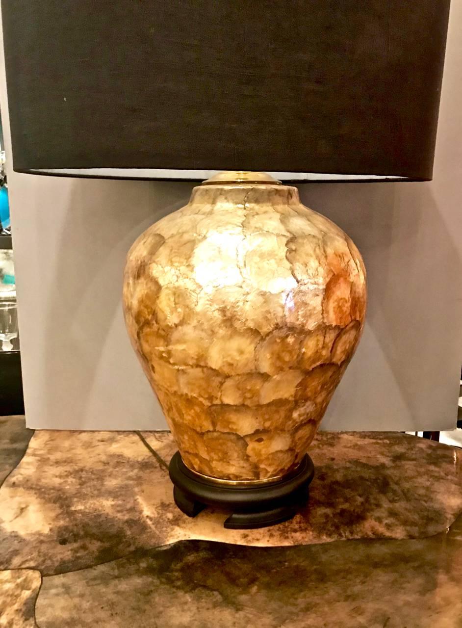 Mid-Century Modern Stunning Capiz Shell Lamp by Marbro