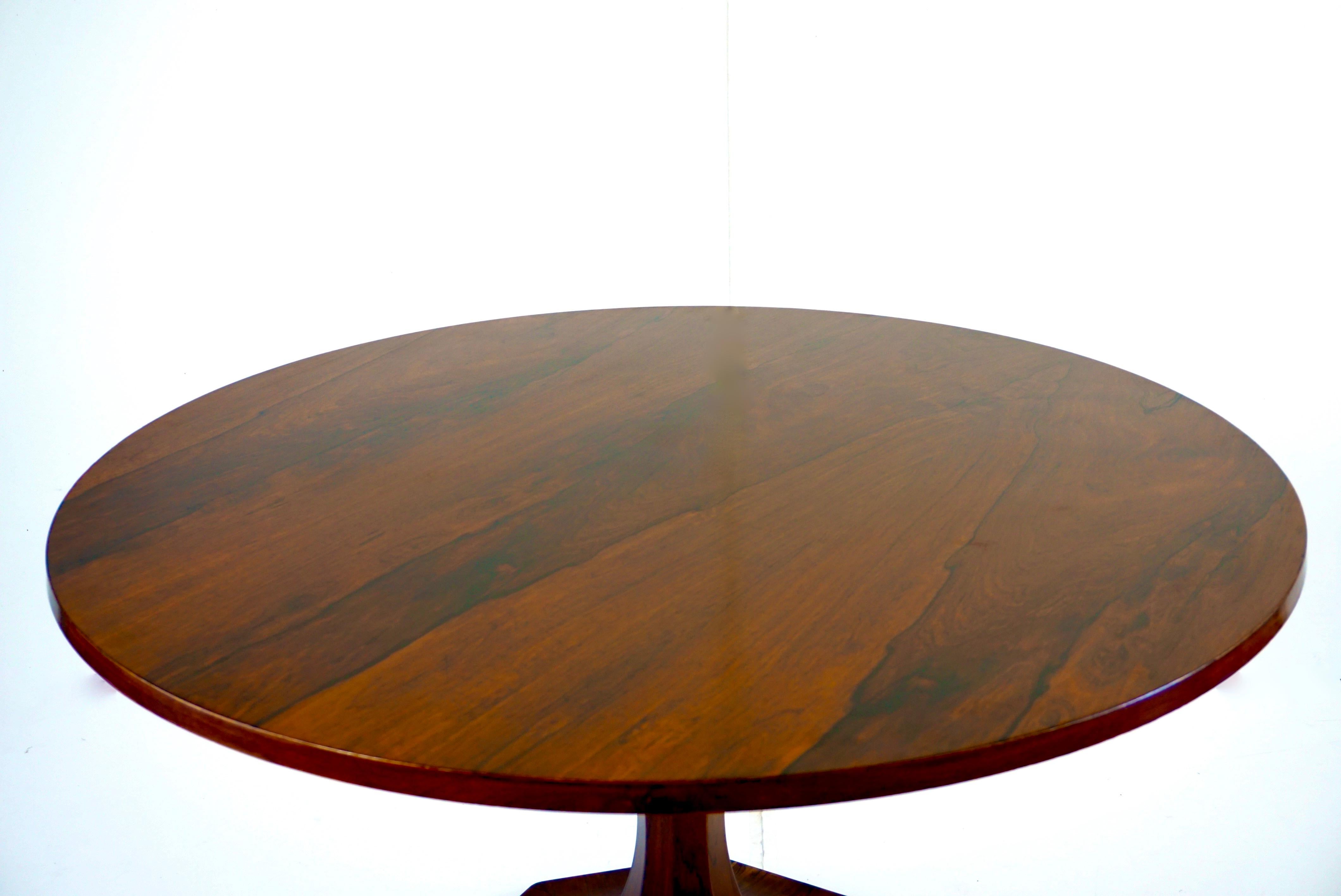 Mid-20th Century Stunning Carlo de Carli Large Wood Veneer Round Pedestal Dining Table, 1960