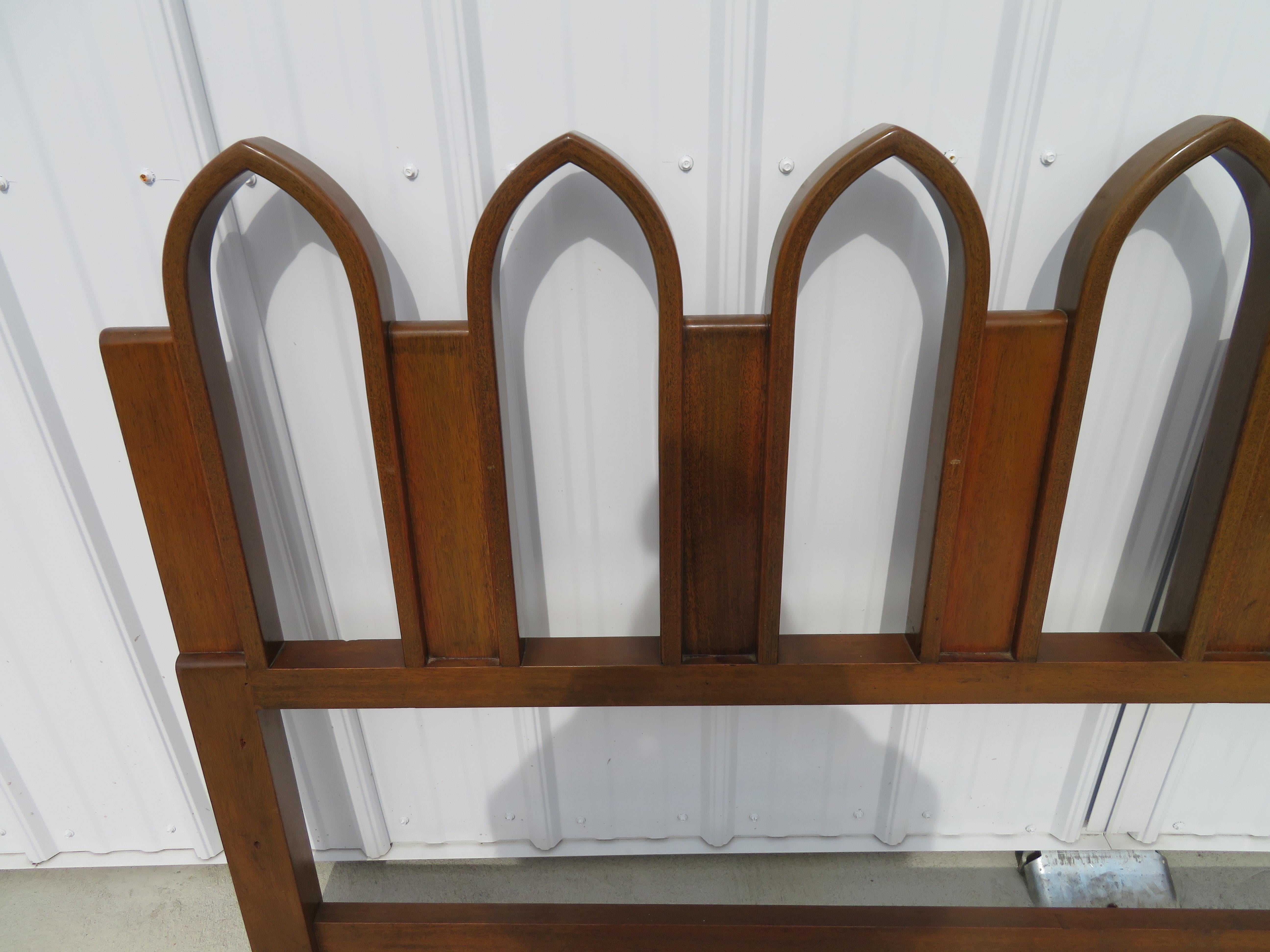 King-size headboard with walnut arches separated by natural walnut panels. Harvey Probber, circa 1950. Identically finish on the reverse side so may free-stand if desired.