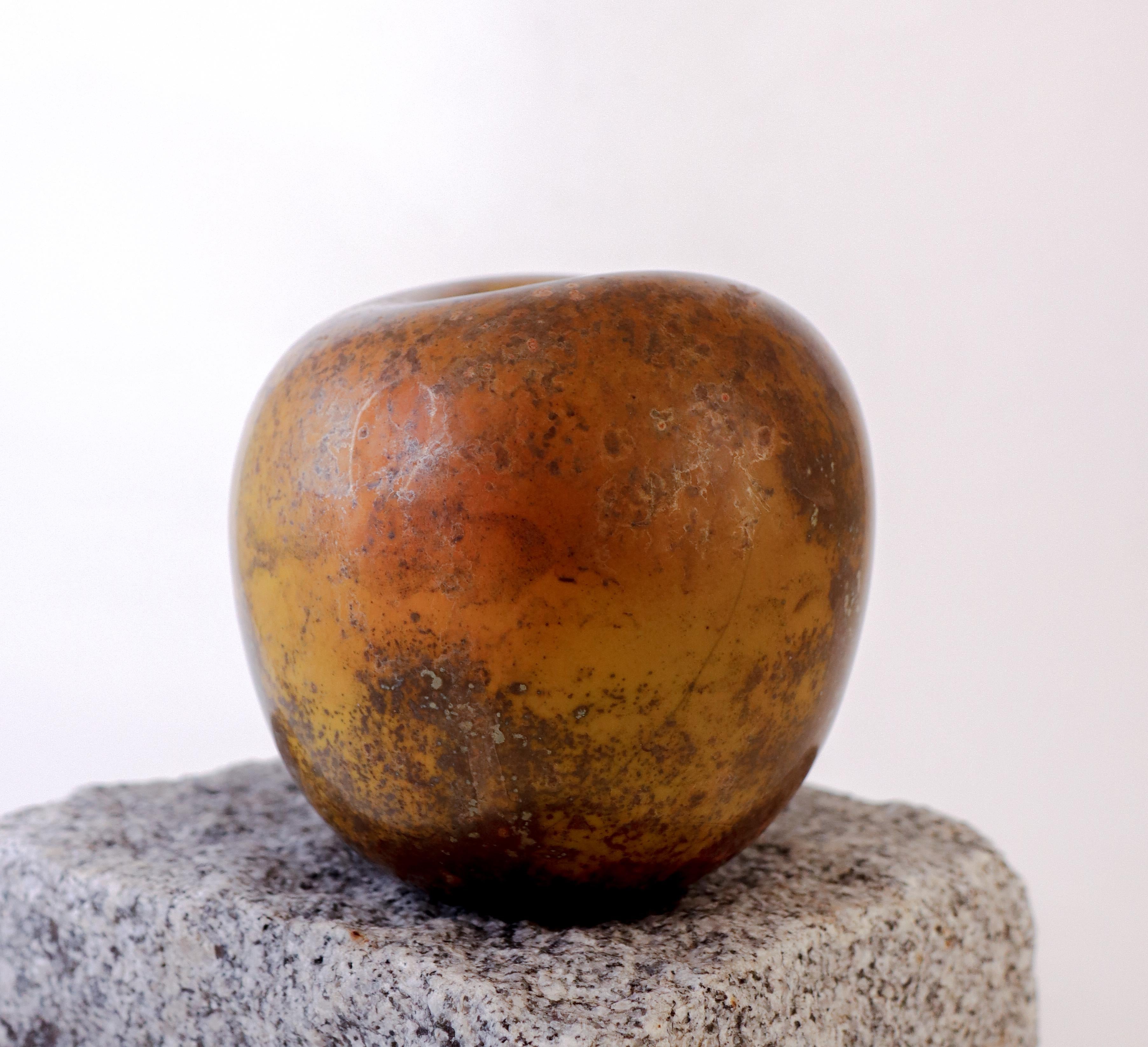 Stunning Ceramic Apple - Hans Hedberg, Biot 8