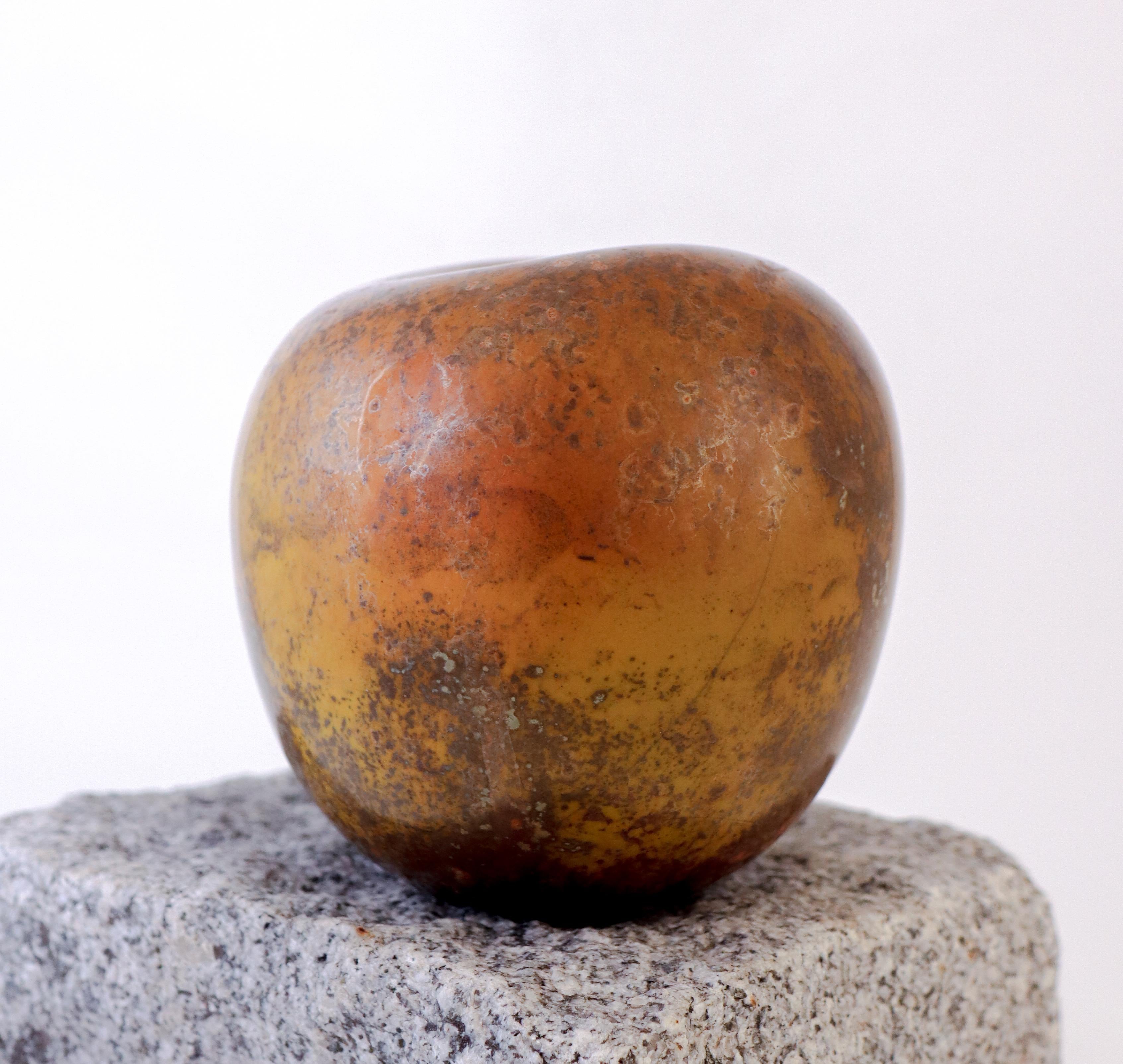 Stunning Ceramic Apple - Hans Hedberg, Biot 10