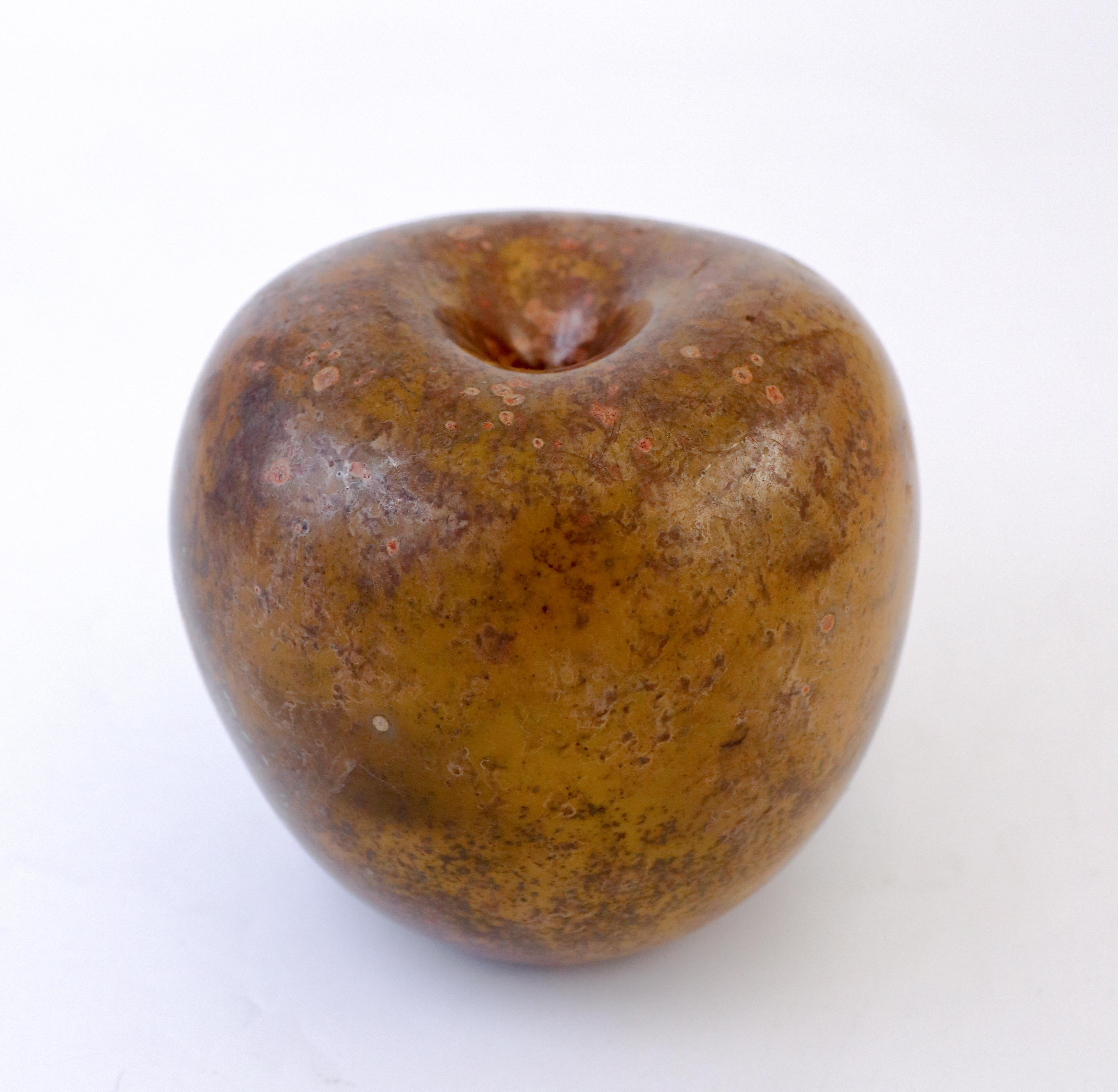 Stunning Ceramic Apple - Hans Hedberg, Biot 2