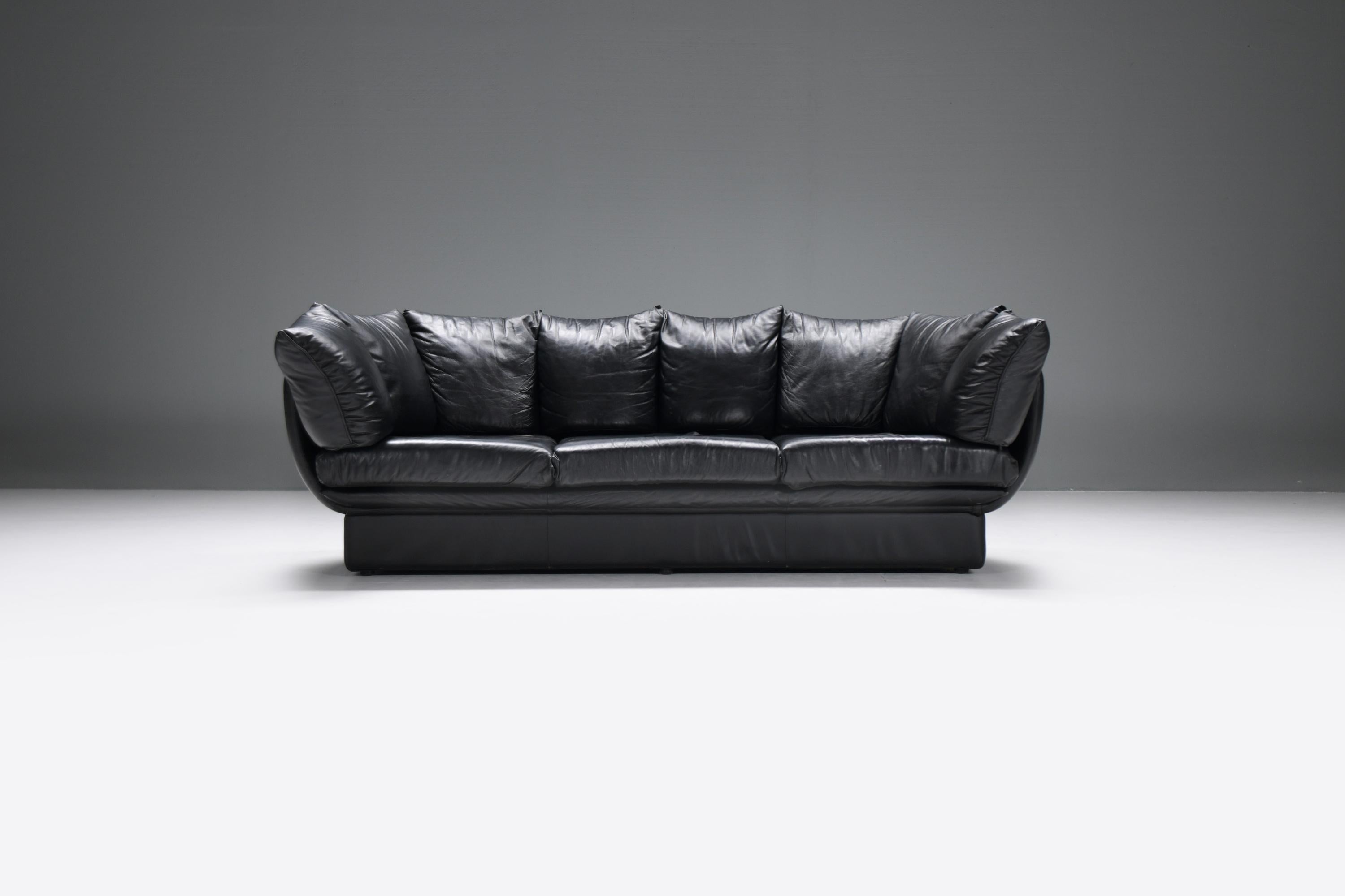 Mid-Century Modern Stunning Champagne sofa in its original black leather by LEV & LEV Italy For Sale