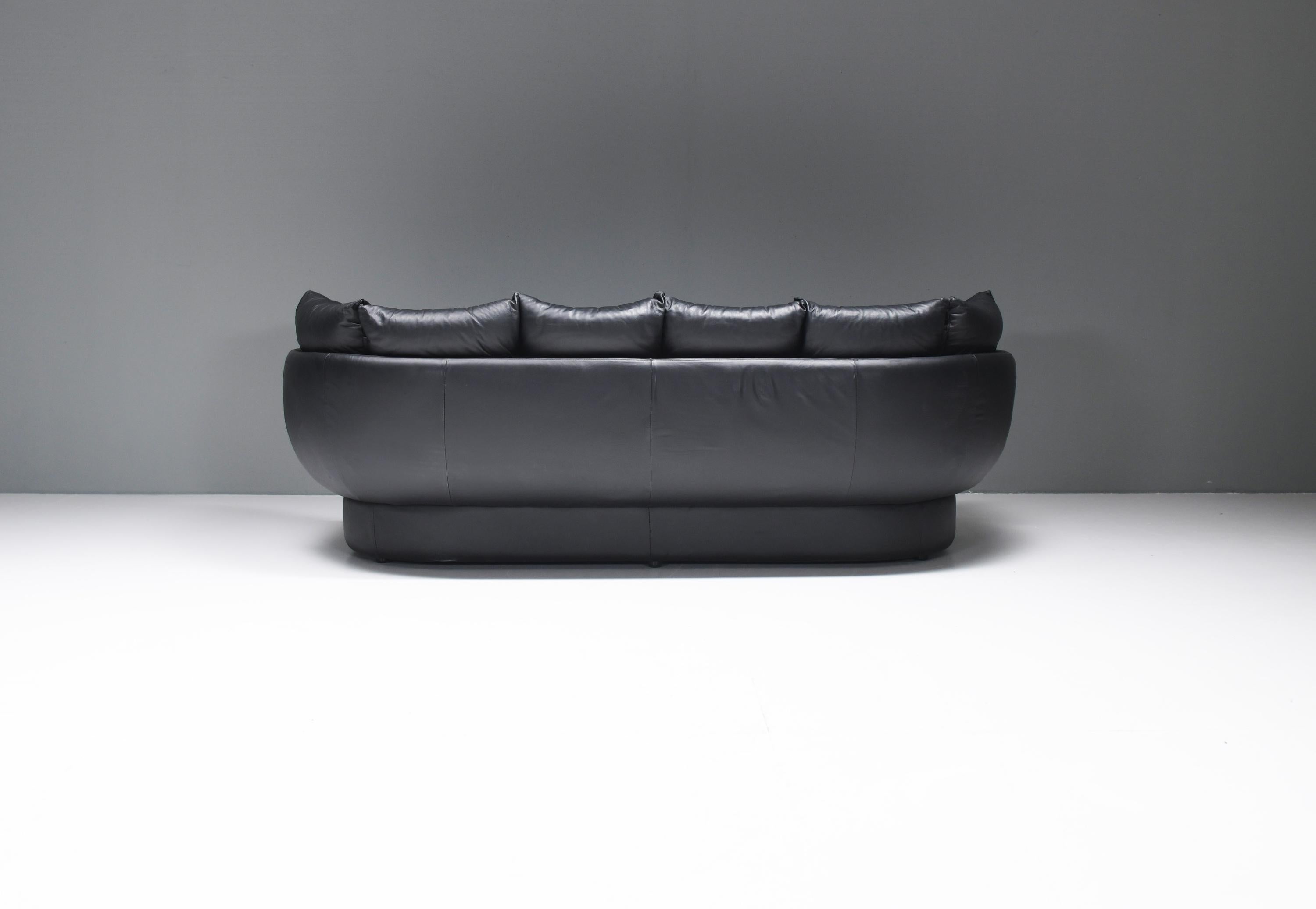 Leather Stunning Champagne sofa in its original black leather by LEV & LEV Italy For Sale