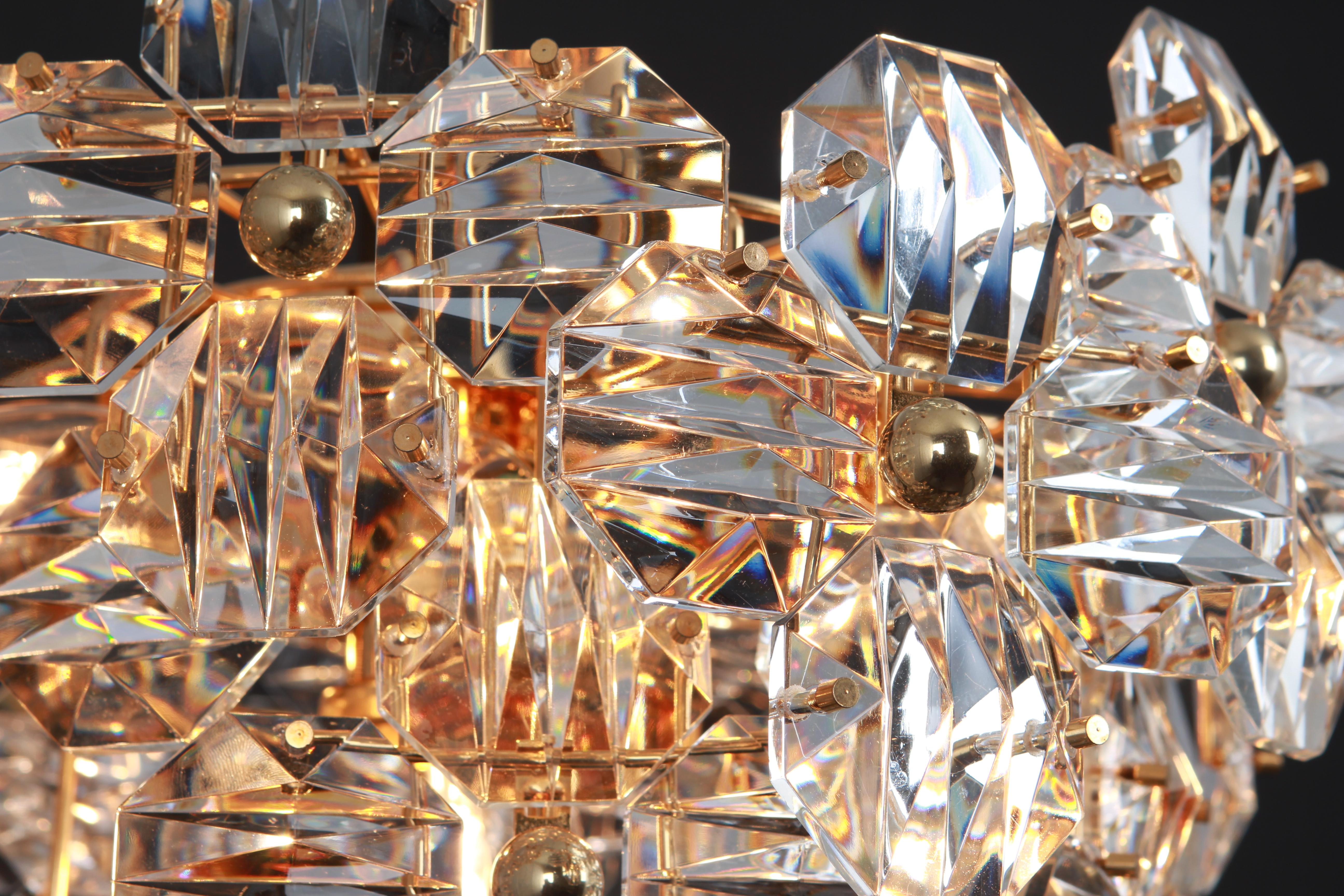 1 of 2 Stunning Chandelier, Brass and Crystal Glass by Kinkeldey, Germany, 1970s For Sale 6
