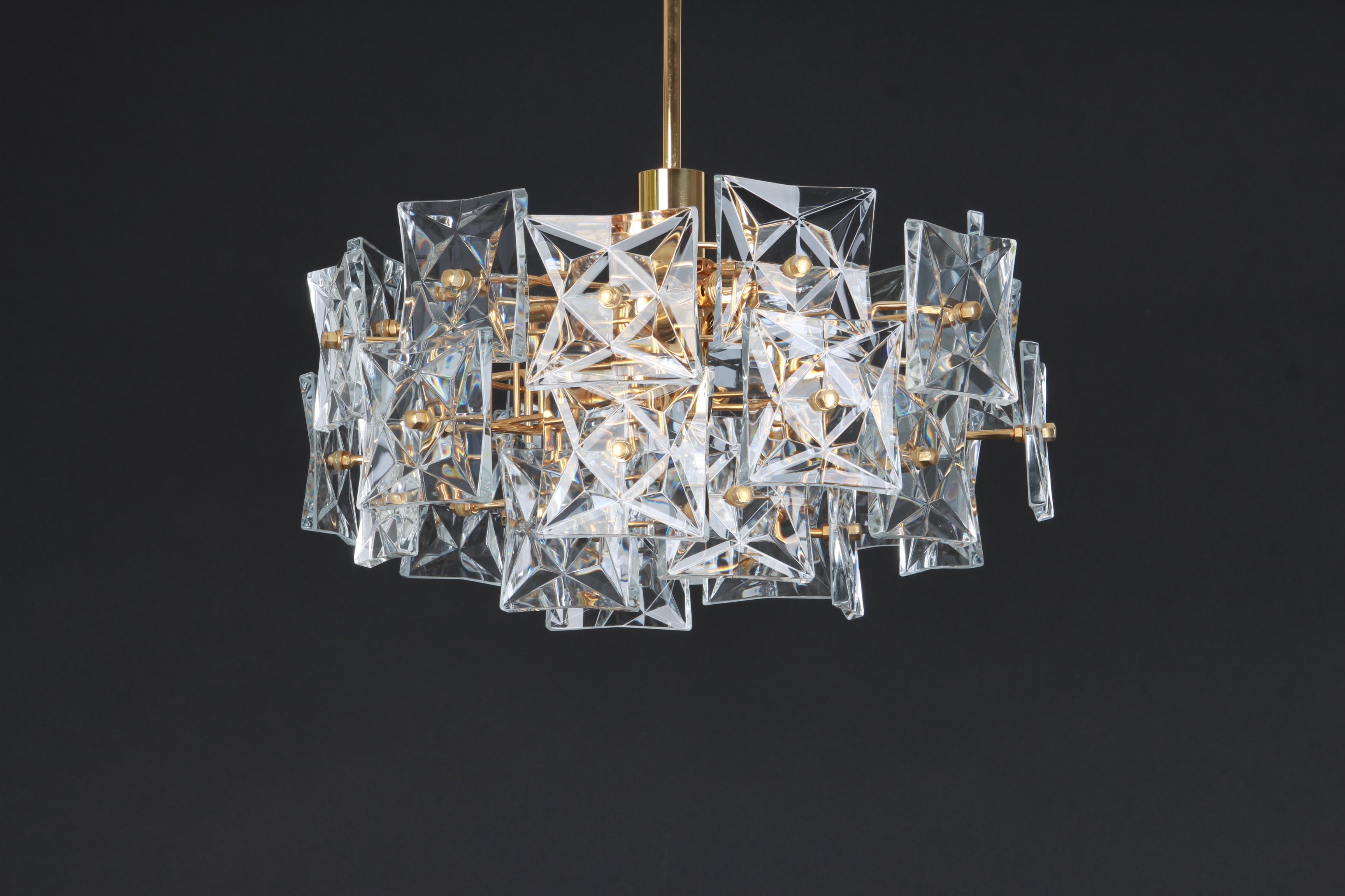 Stunning Chandelier, Brass and Crystal Glass by Kinkeldey, Germany, 1970s For Sale 10