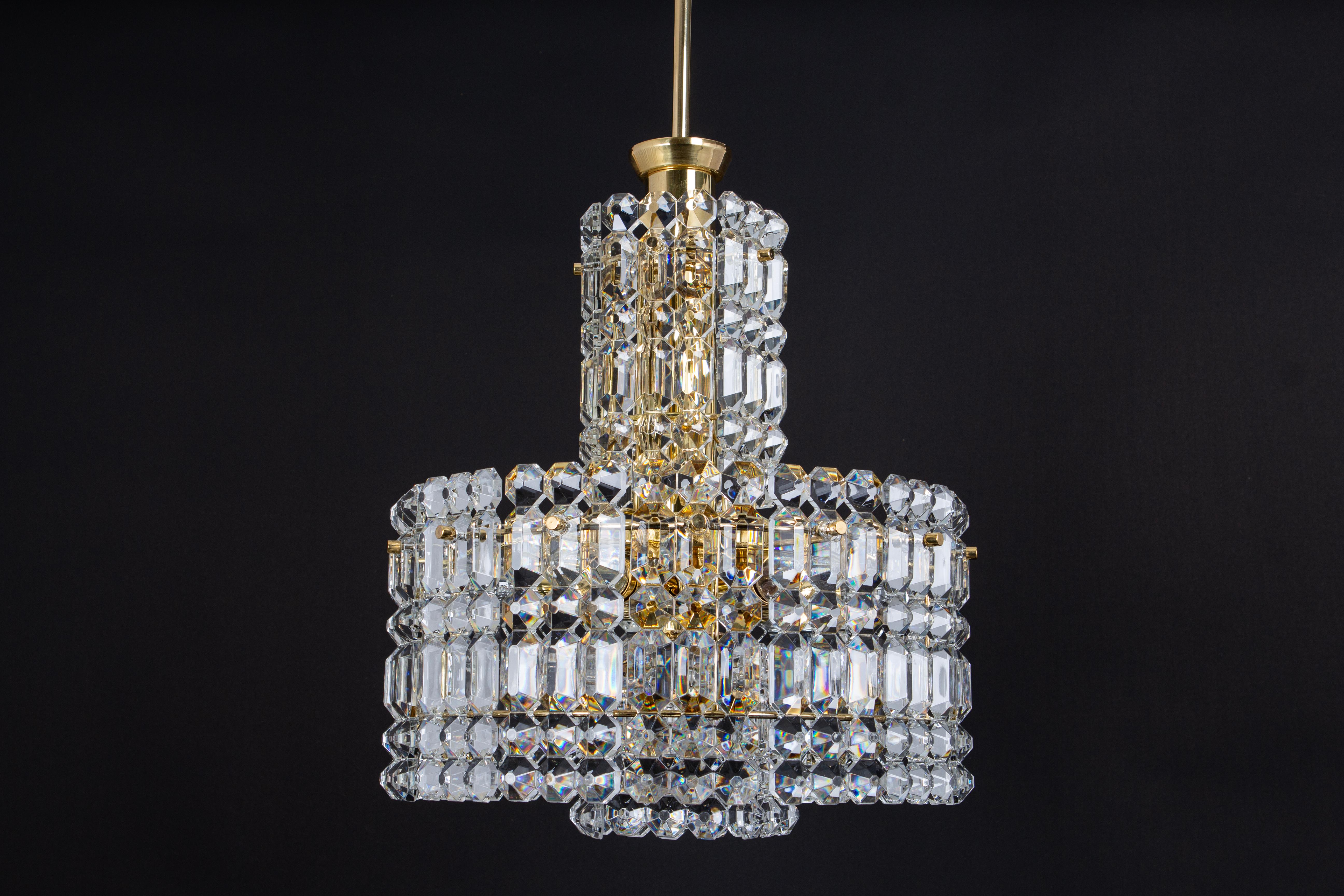 Stunning Chandelier, Brass and Crystal Glass by Kinkeldey, Germany, 1970s For Sale 1