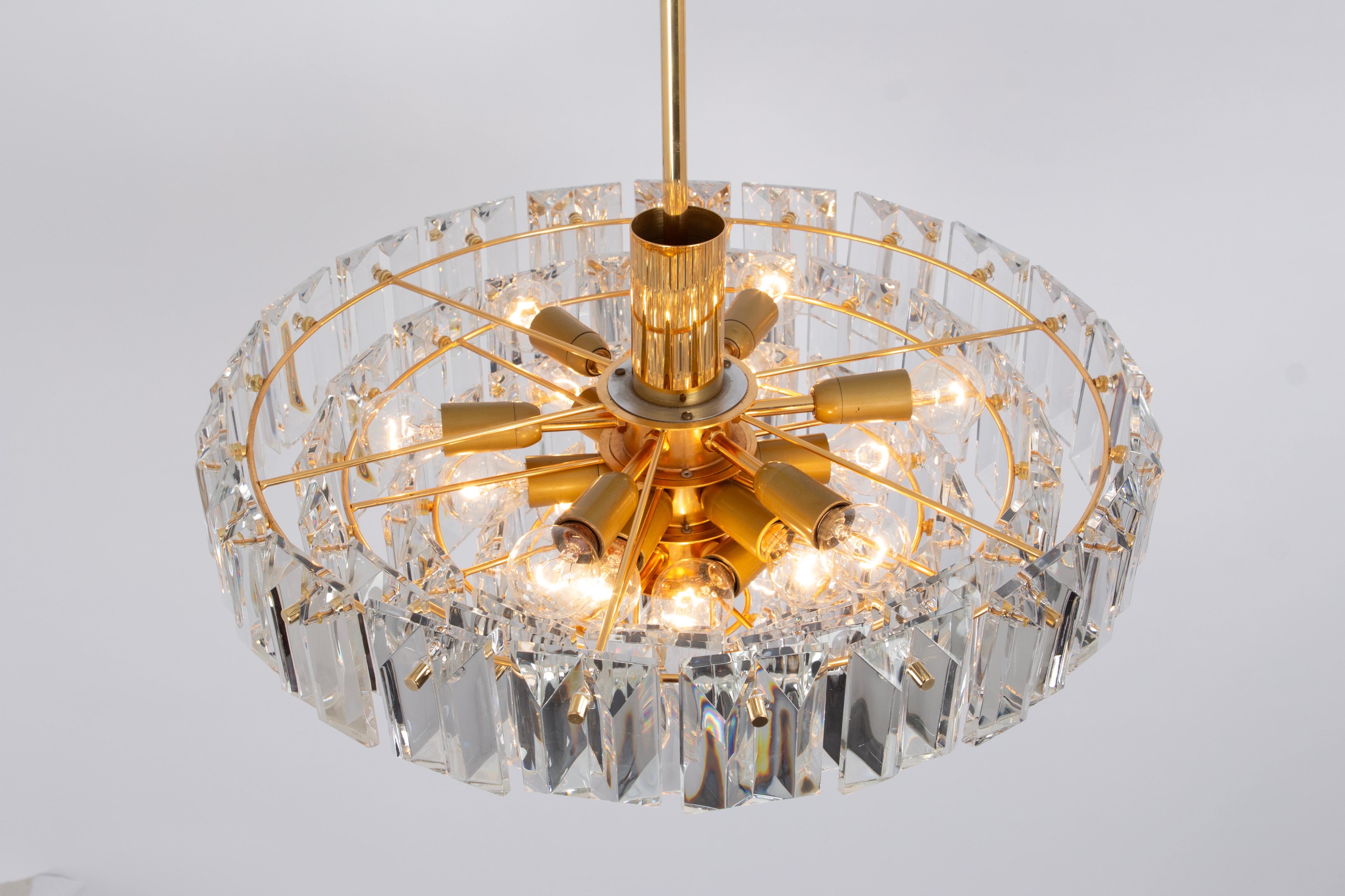 Stunning Chandelier, Brass and Crystal Glass by Kinkeldey, Germany, 1970s For Sale 1