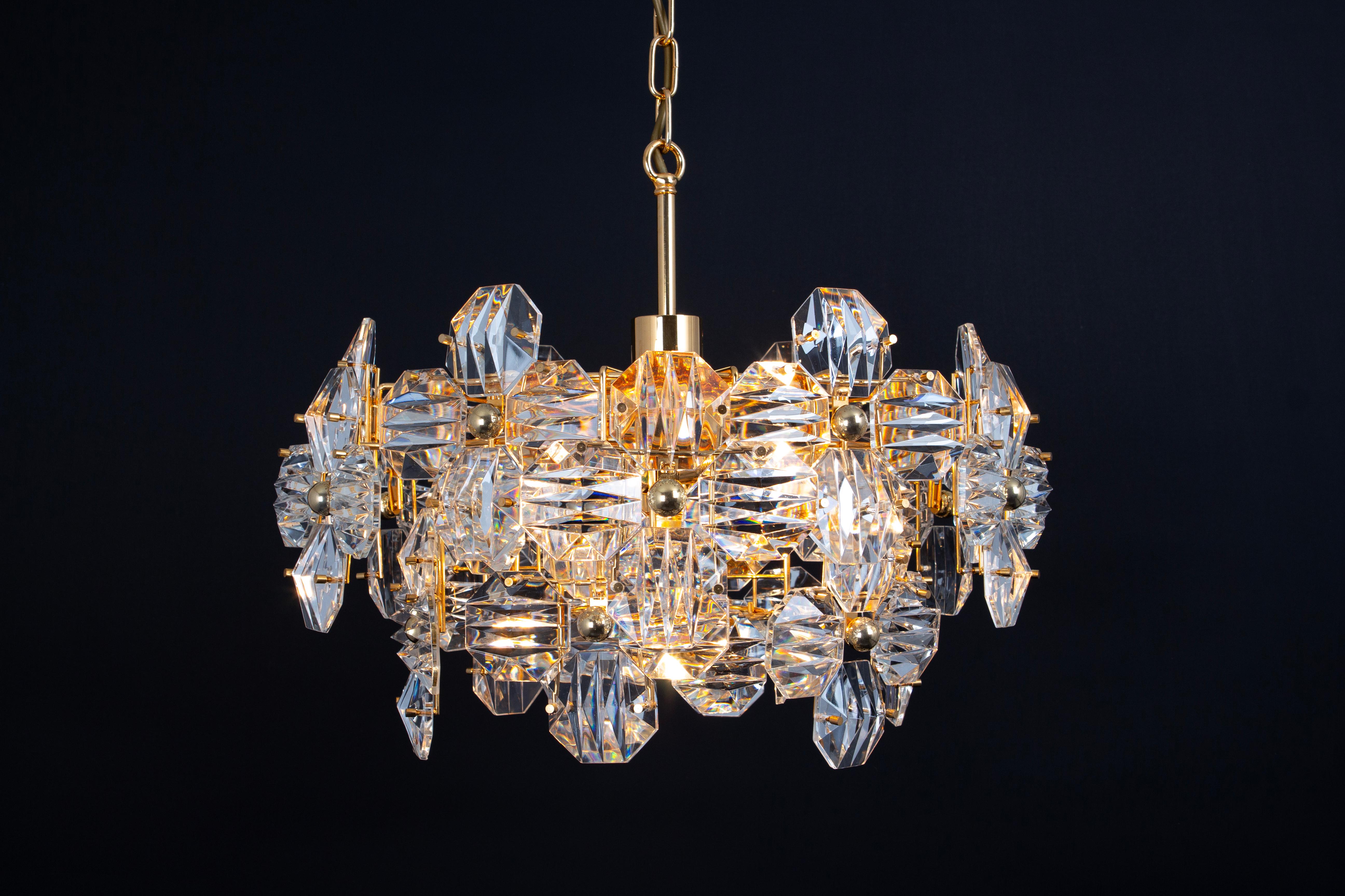 1 of 2 Stunning Chandelier, Brass and Crystal Glass by Kinkeldey, Germany, 1970s For Sale 5