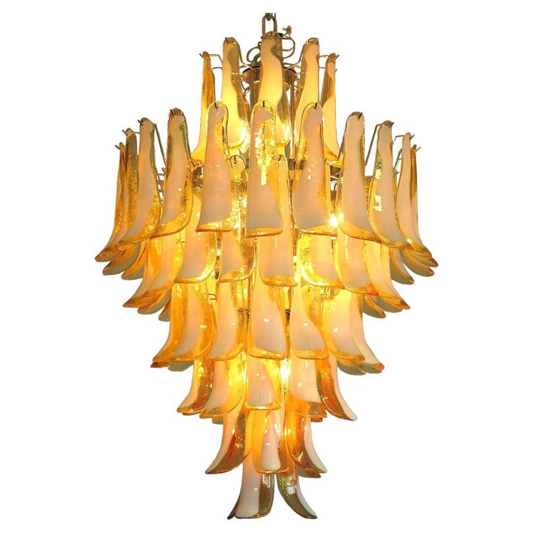 Superbe lustre Mazzega Murano, Italie, ptales de verre Lattimo de 85 ...