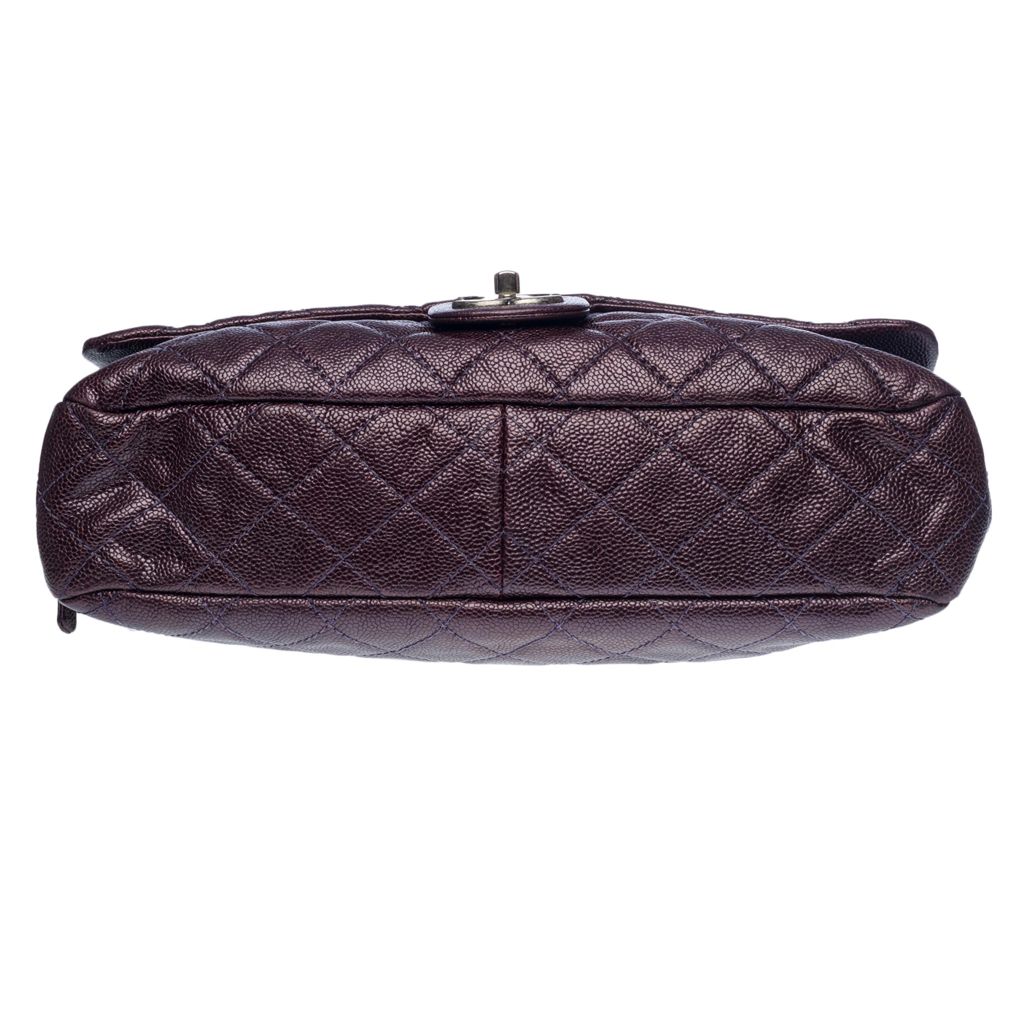 Stunning Chanel Classic shoulder flap bag in purple caviar leather, SHW 4