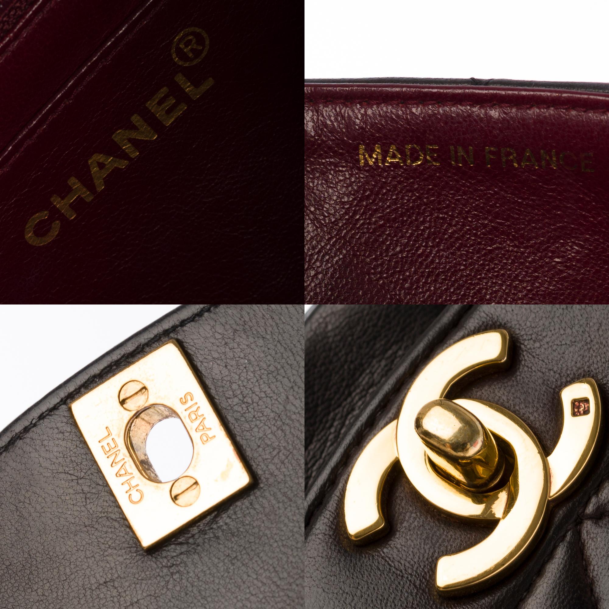 Stunning Chanel Diana Shoulder bag in brown quilted leather with gold hardware In Good Condition In Paris, IDF
