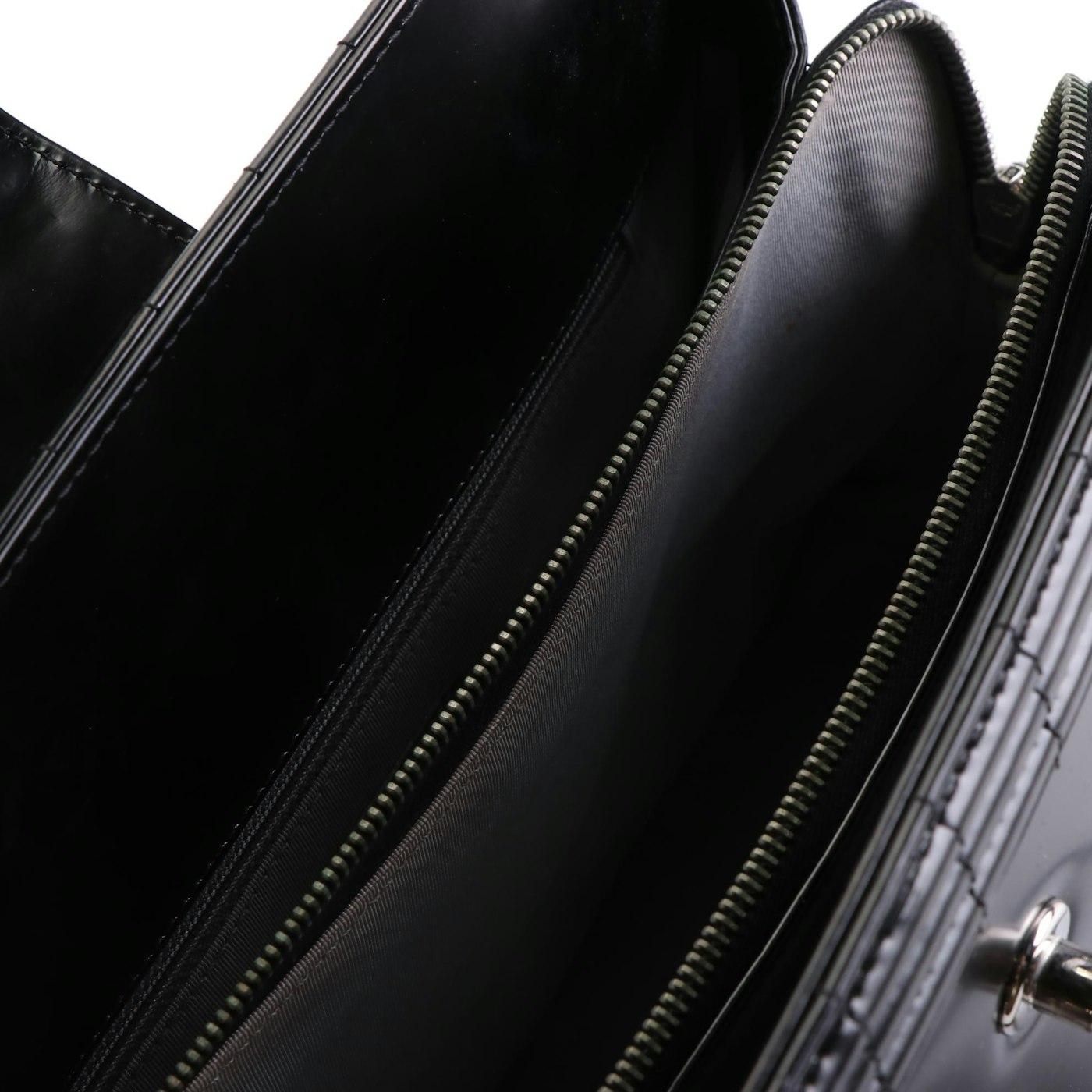 Stunning CHANEL Glazed Goatskin Reverso Tote Bag Purse 3