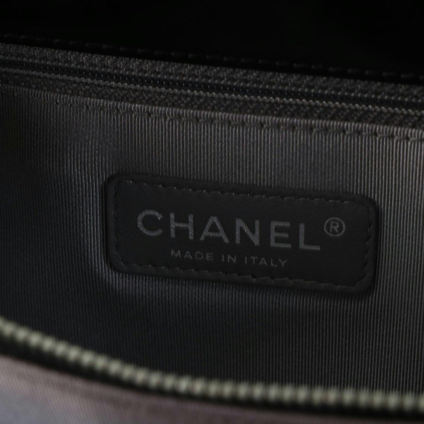 Stunning CHANEL Glazed Goatskin Reverso Tote Bag Purse 4