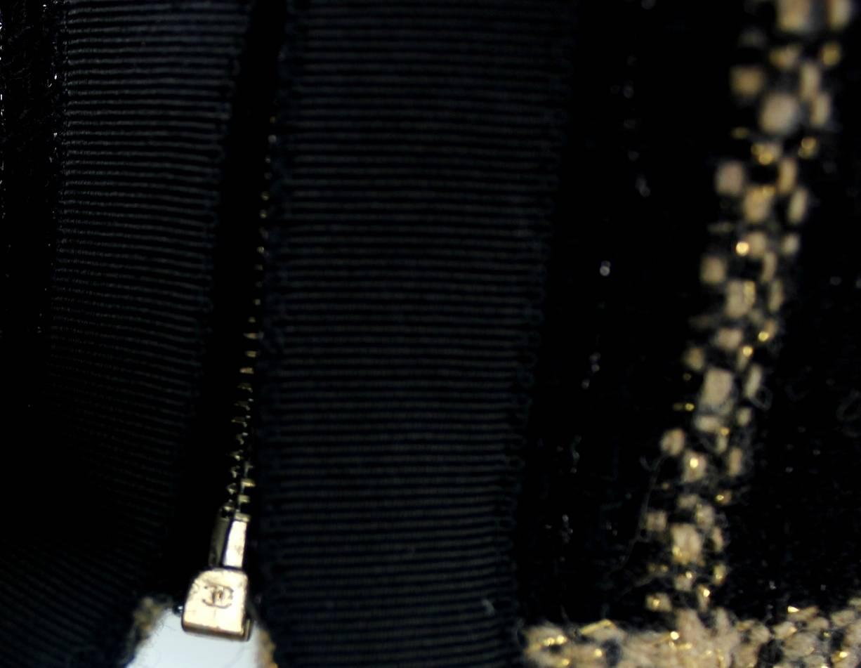 Robe et veste en tweed noir et or métallisé Lesage Fantasy Pristine Chanel Taille 38 en vente 5