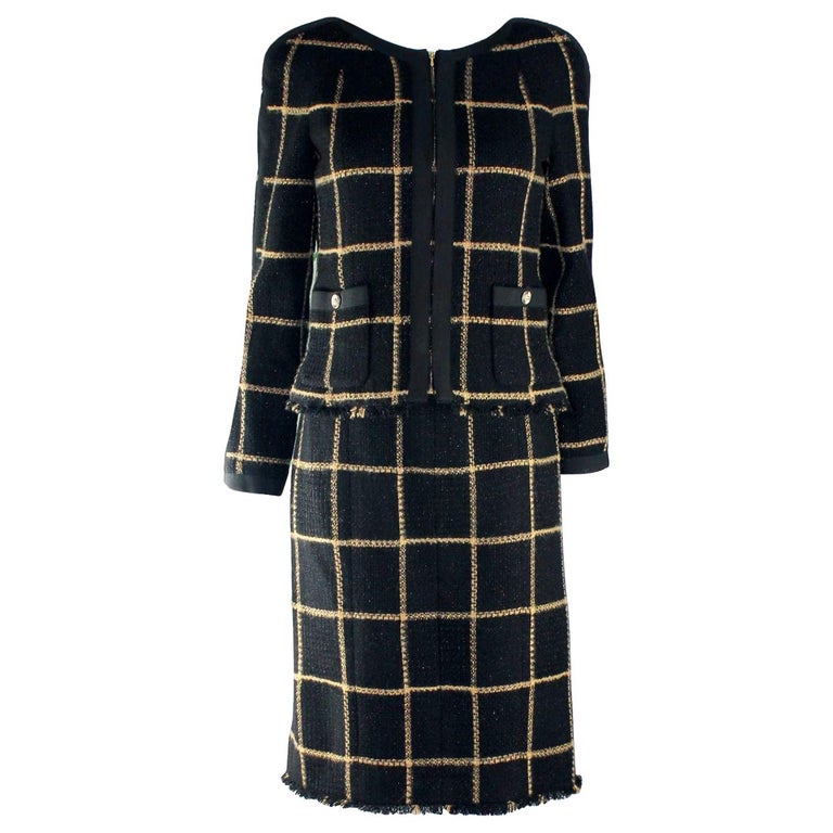 UNWORN Chanel Black and Gold Metallic Lesage Fantasy Tweed Jacket Dress Suit  38 For Sale at 1stDibs