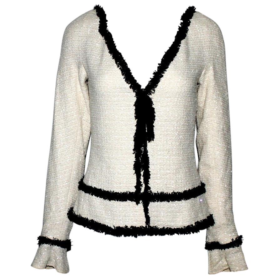 UNWORN Chanel Signature Monochrome Sequin Fantasy Tweed Jacket 38