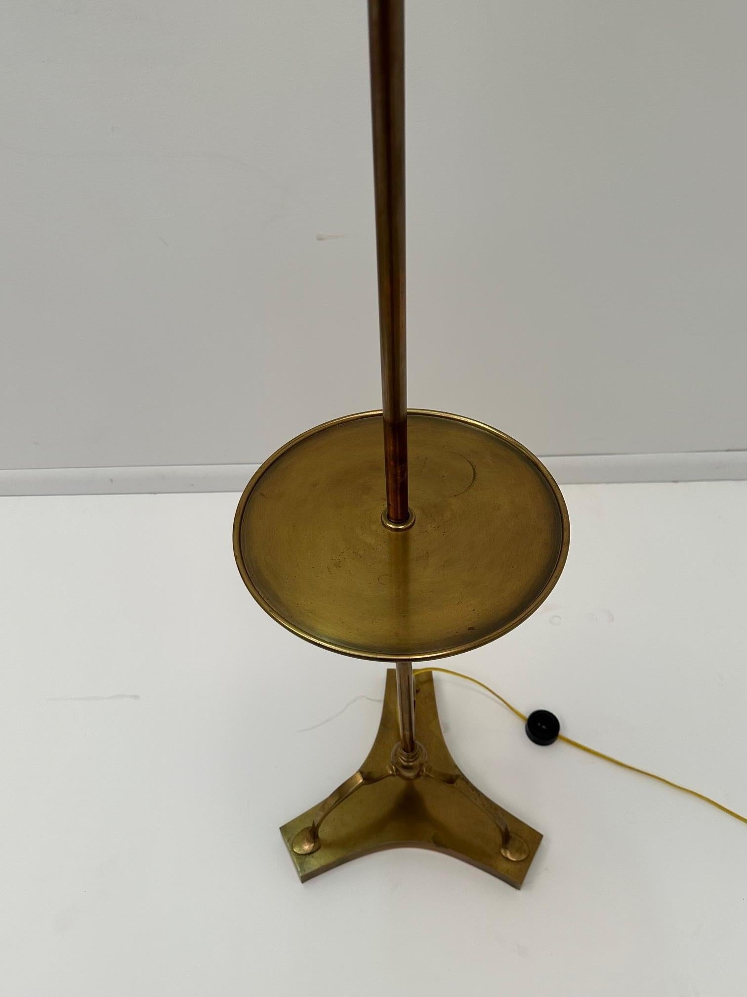 Stunning Chapman Brass Floor Lamp with Adjustable Shade 5
