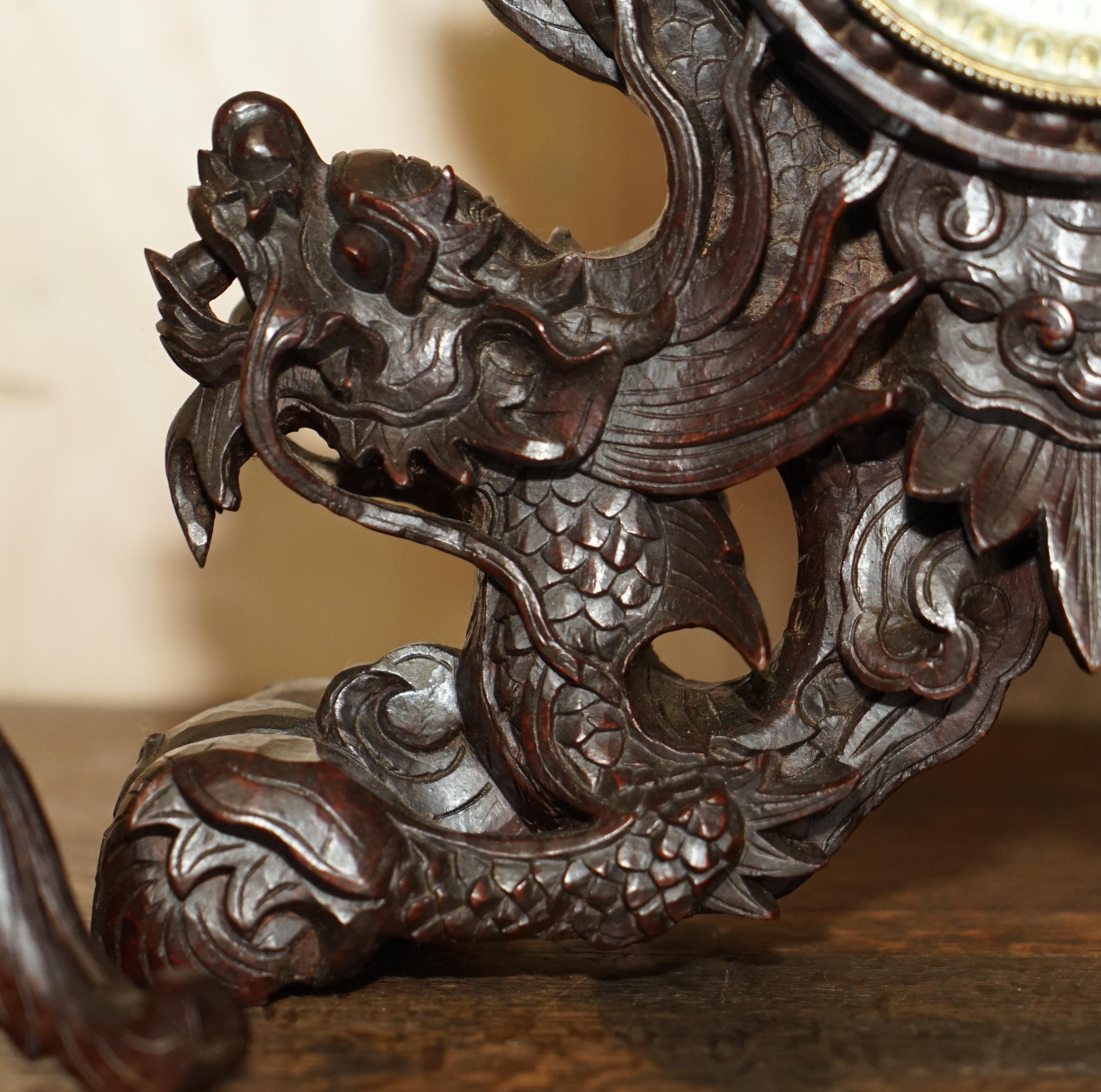 STUNNING CHINESE EXPORT HAND CARVED WOOD DRAGON MANTLE CLOCK & CANDLESTiCKS For Sale 4