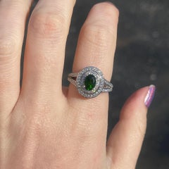 Stunning Chrome Diopside Ring with Earth Mined Diamonds: Solid 14K Gold 7x5mm