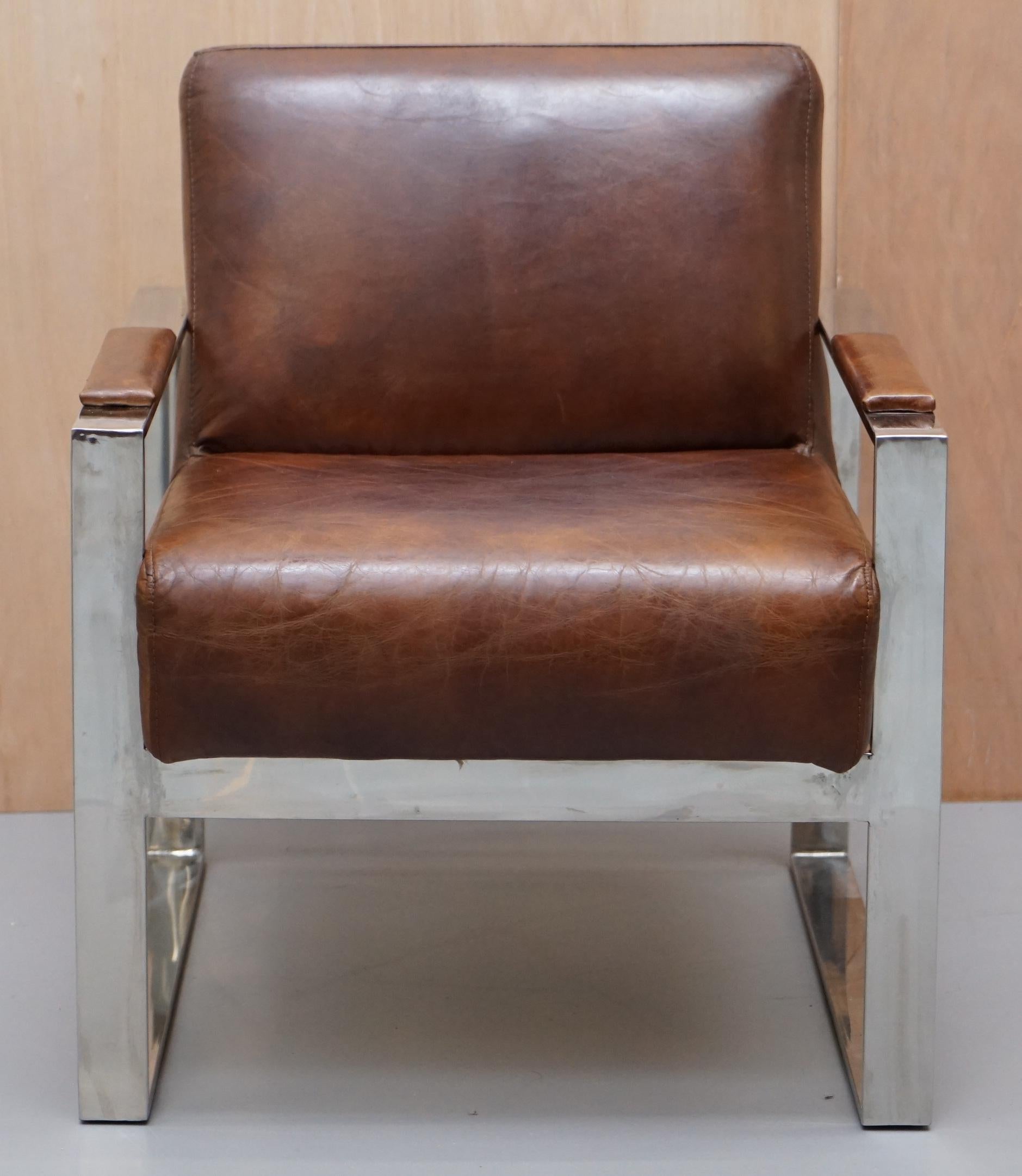 We are delighted to offer for sale this stunning solid chrome and vintage heritage brown leather armchair for occasional or office use

A very decorative and well made armchair, Ralph Lauren make this chair however this piece isn’t stamped so I