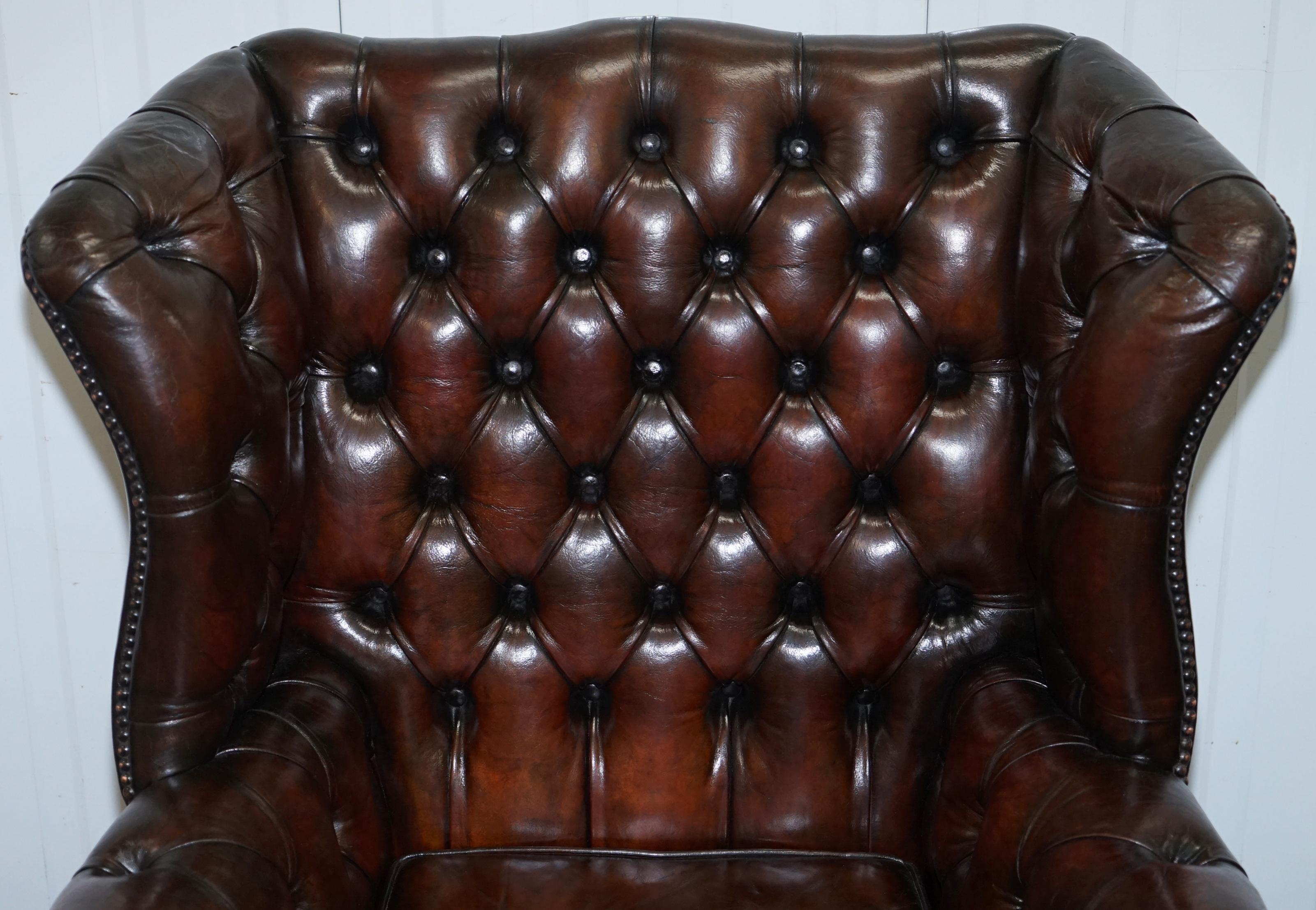 Hand-Crafted Stunning Cigar Brown Leather Chesterfield Wingback Armchair Chippendale Cushion