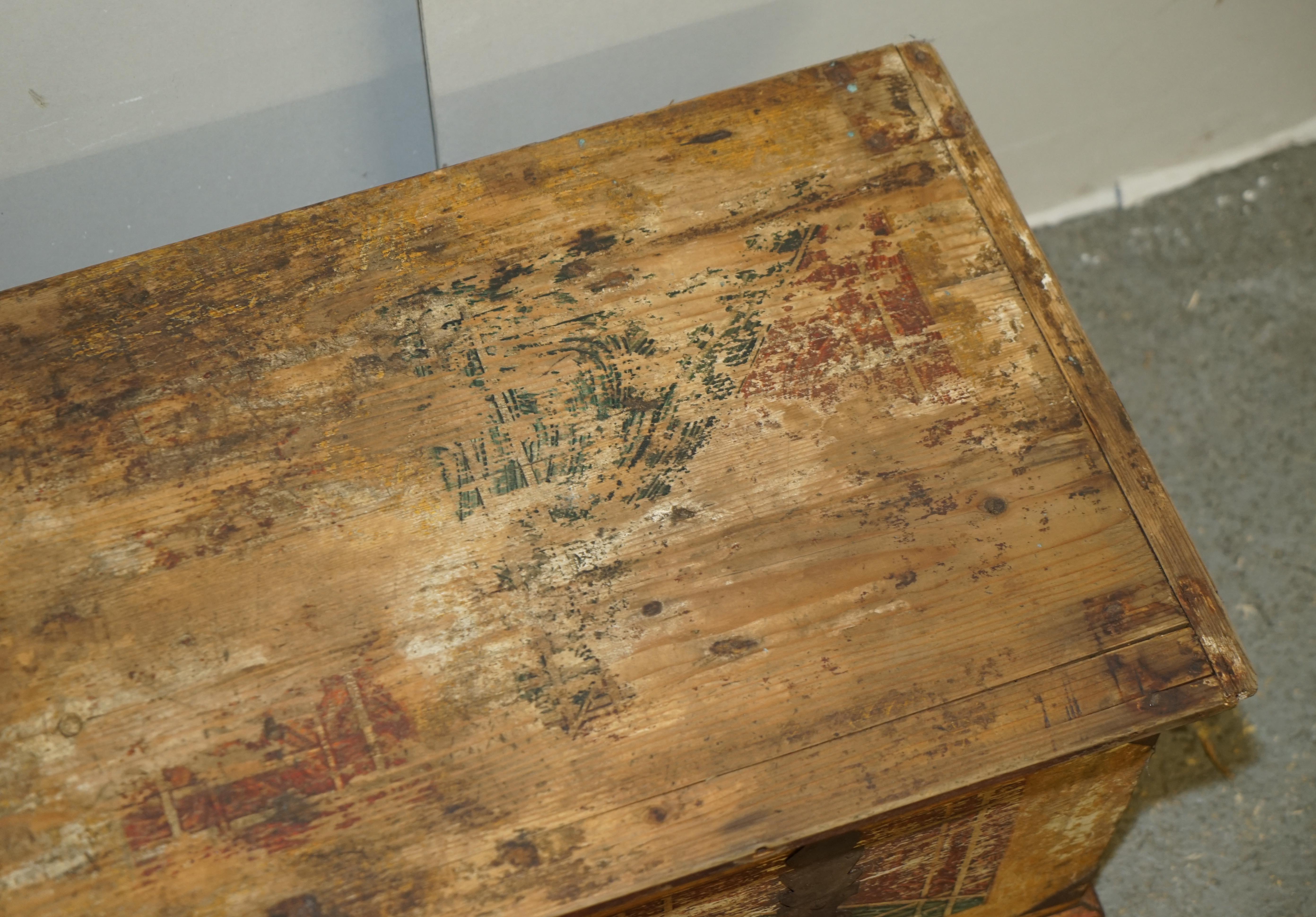 STUNNING CIRCA 1900 ANTIQUE ORIGINAL PAINT ROMANiAN BLANKET CHEST COFFER TRUNK im Angebot 3