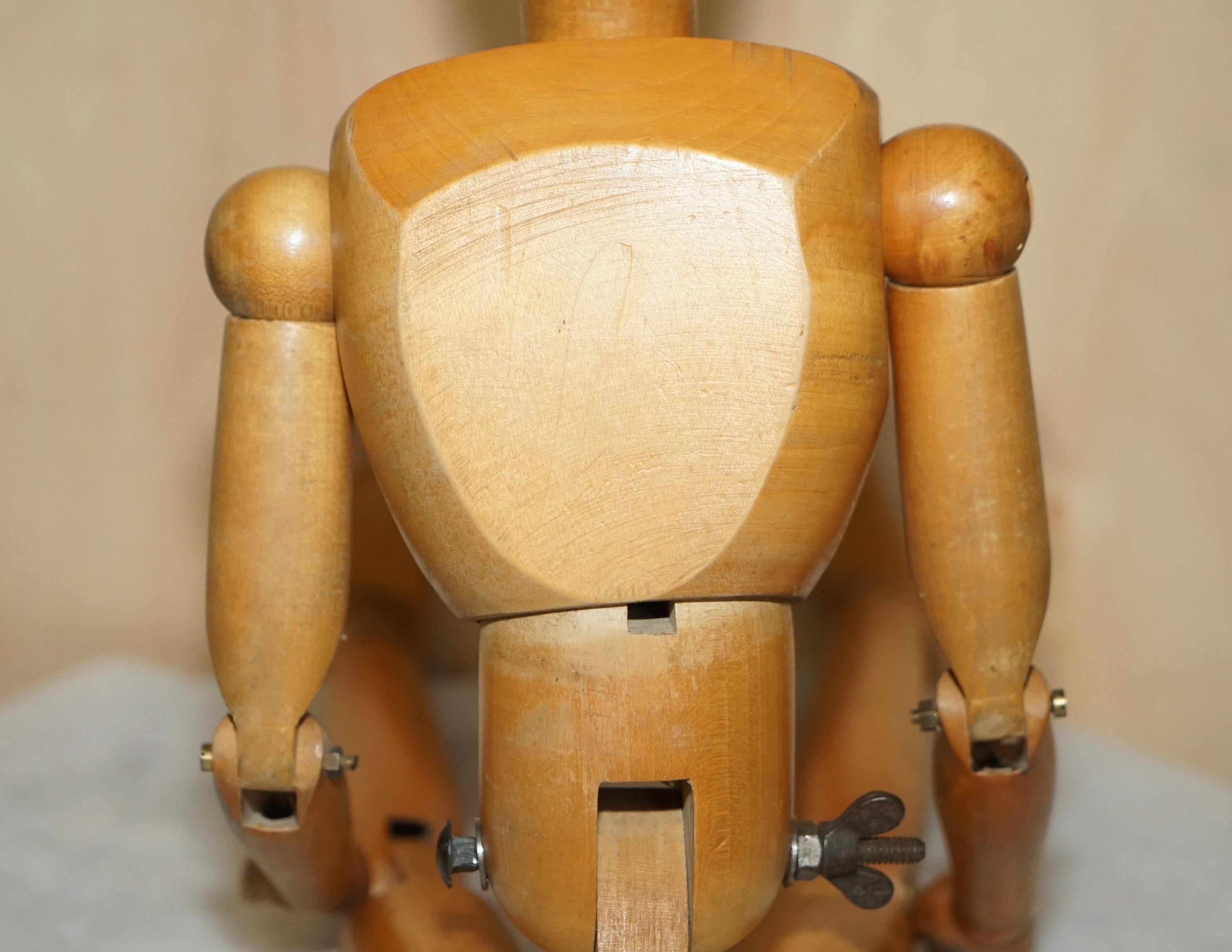 impresionante figura de artistas franceses antiguos de circa 1950 de tamaño mediano con un bonito pátina en venta 7