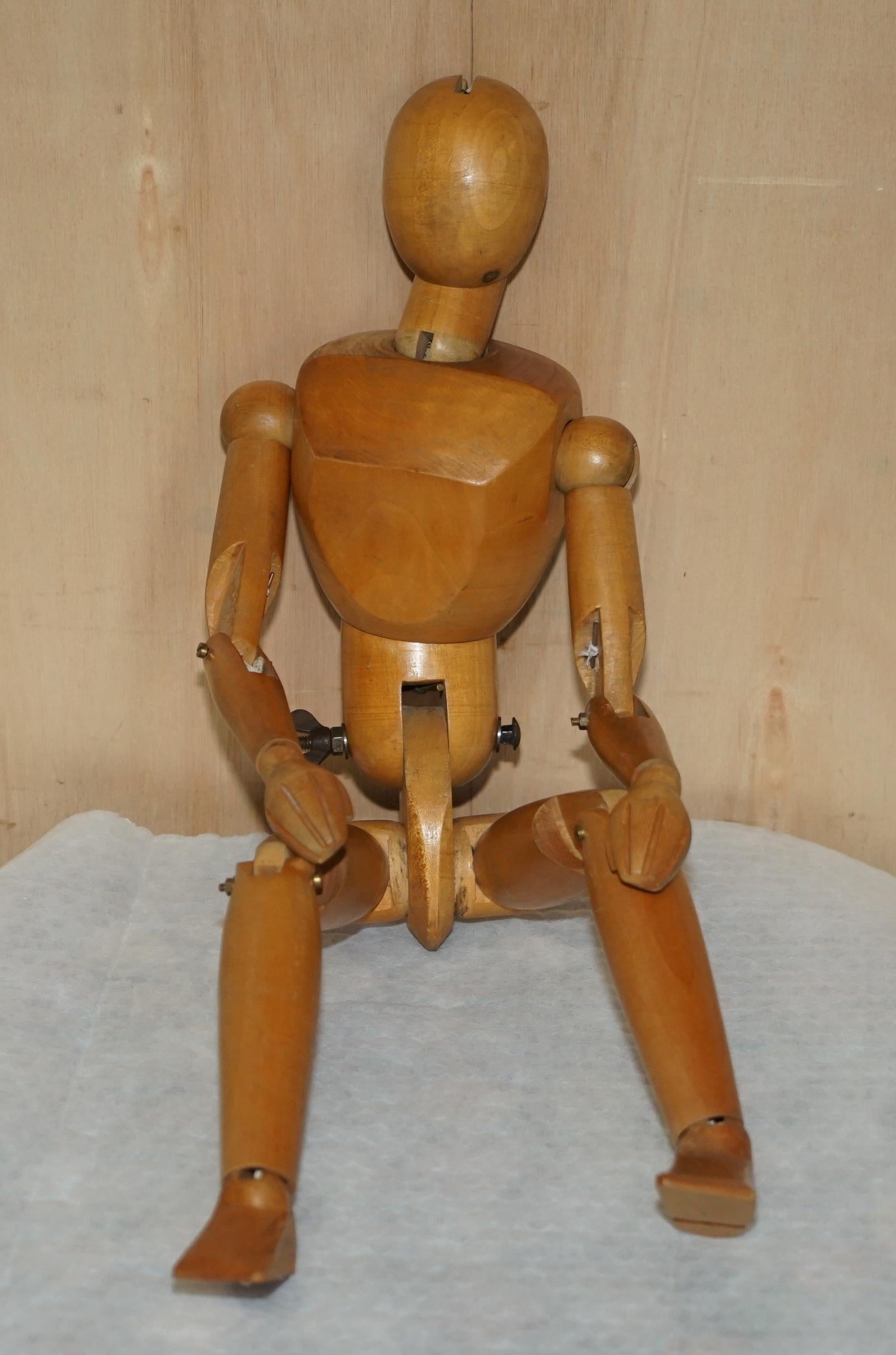 We are delighted to offer for sale this lovely mid century French oak Artists lay figure 

A lovely example and a great size, it was sold to me as circa 1900 but he looks mid century to me, the timber patina is lovely, it has a very rich hew to