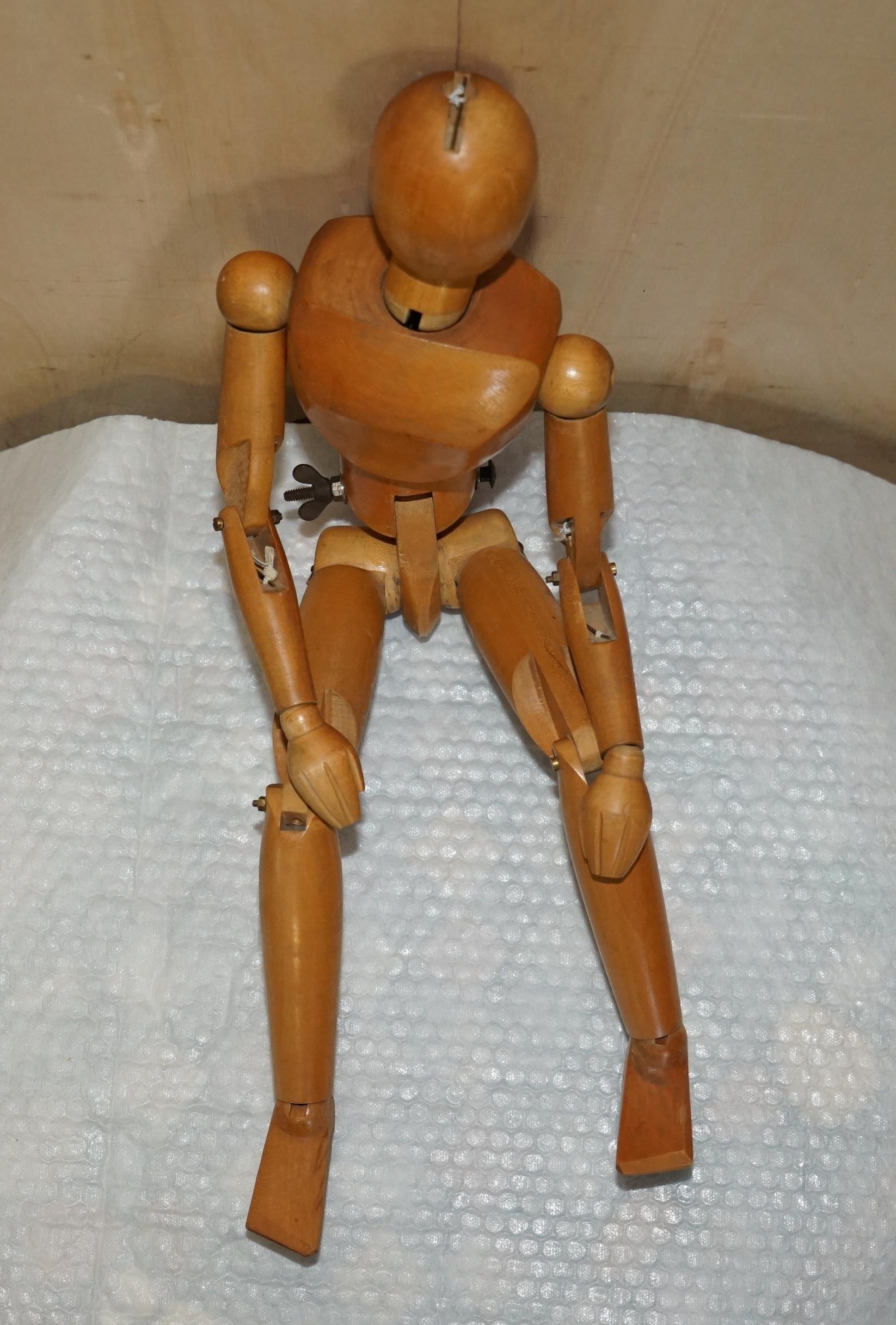 impresionante figura de artistas franceses antiguos de circa 1950 de tamaño mediano con un bonito pátina en venta 1