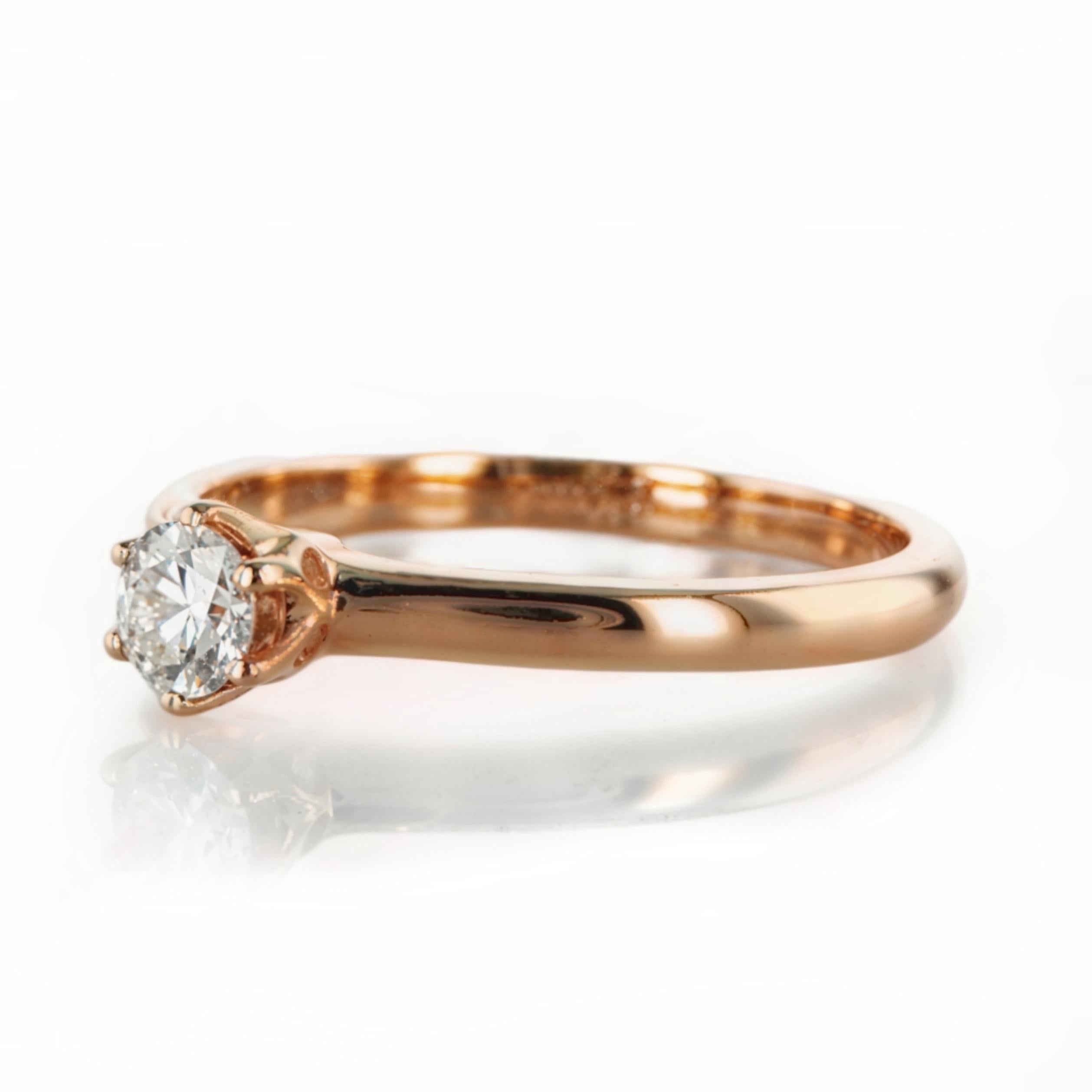 For Sale:  Stunning Classic 0.25 Carat Diamond Solitaire Ring in 14K Gold 5