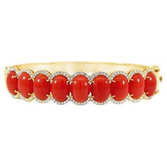 Superbe bracelet classique en corail naturel et diamants