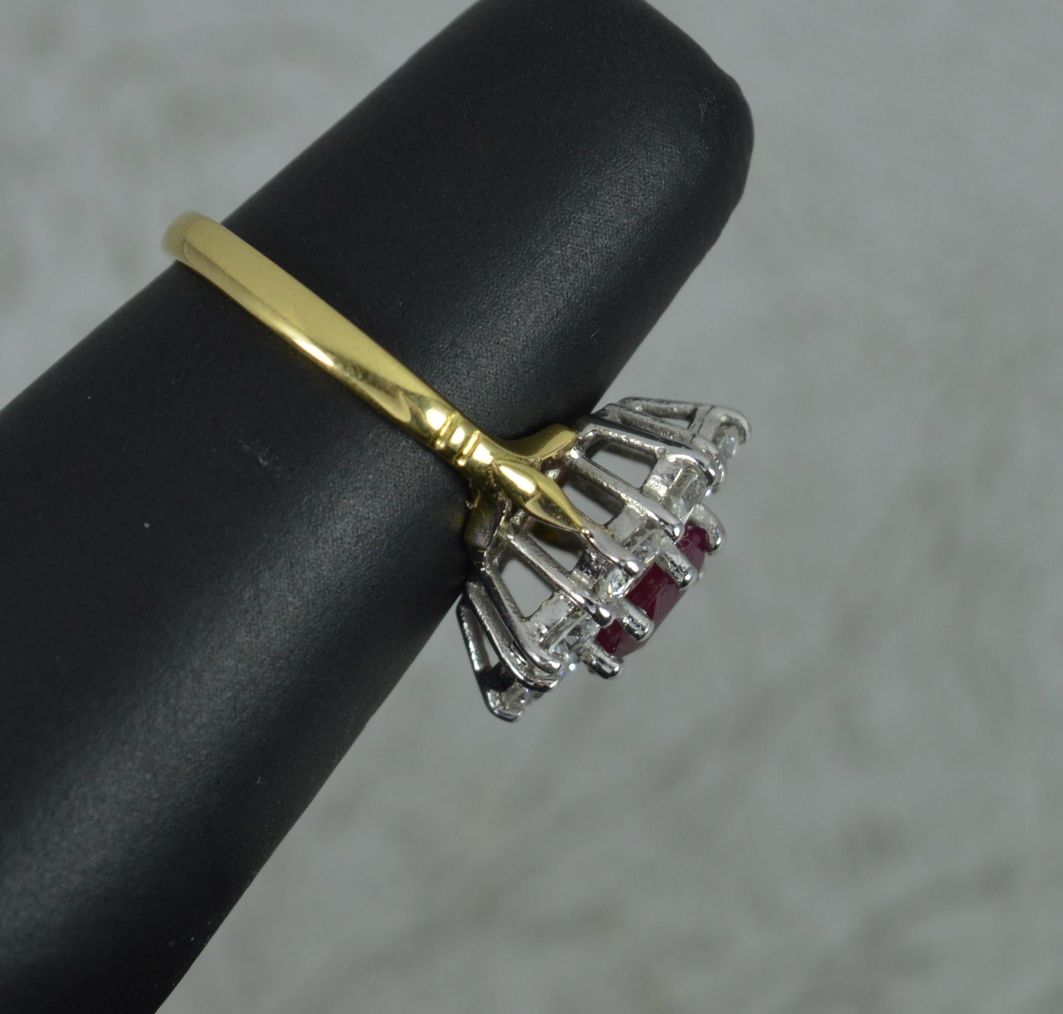 Women's Stunning Classic Ruby and Vs 1.6ct Diamond 18ct Gold Cluster Ring