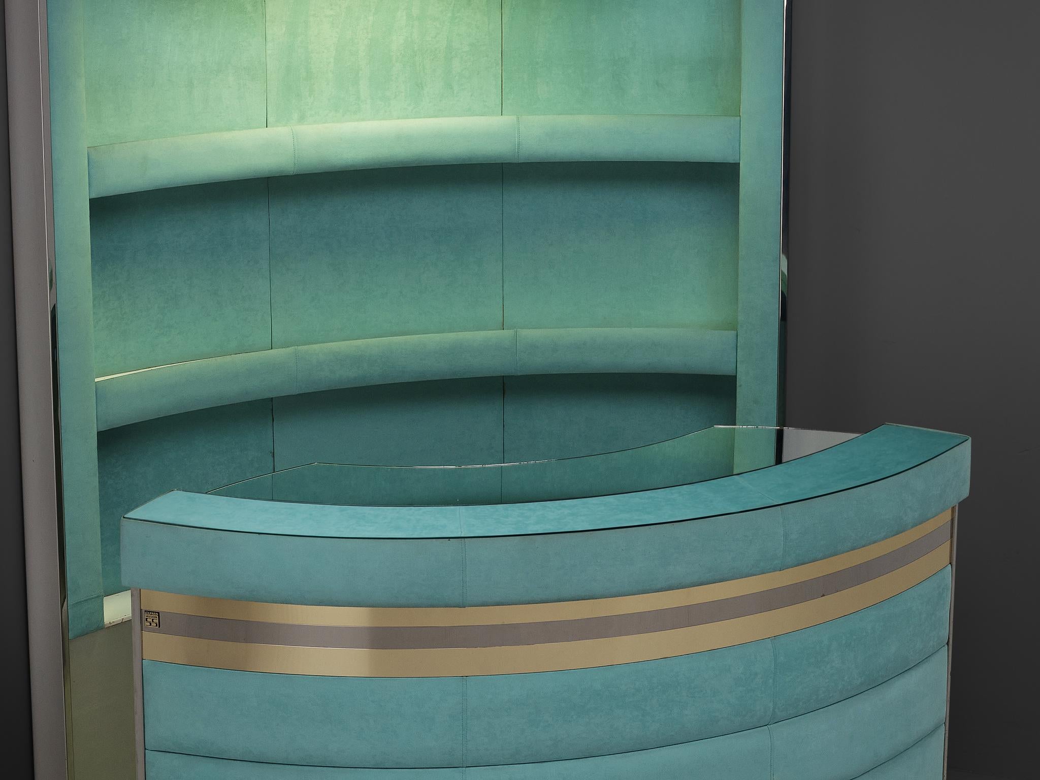 Stunning Cocktail Bar Cabinet with Stool in The Style of Willy Rizzo en venta 6