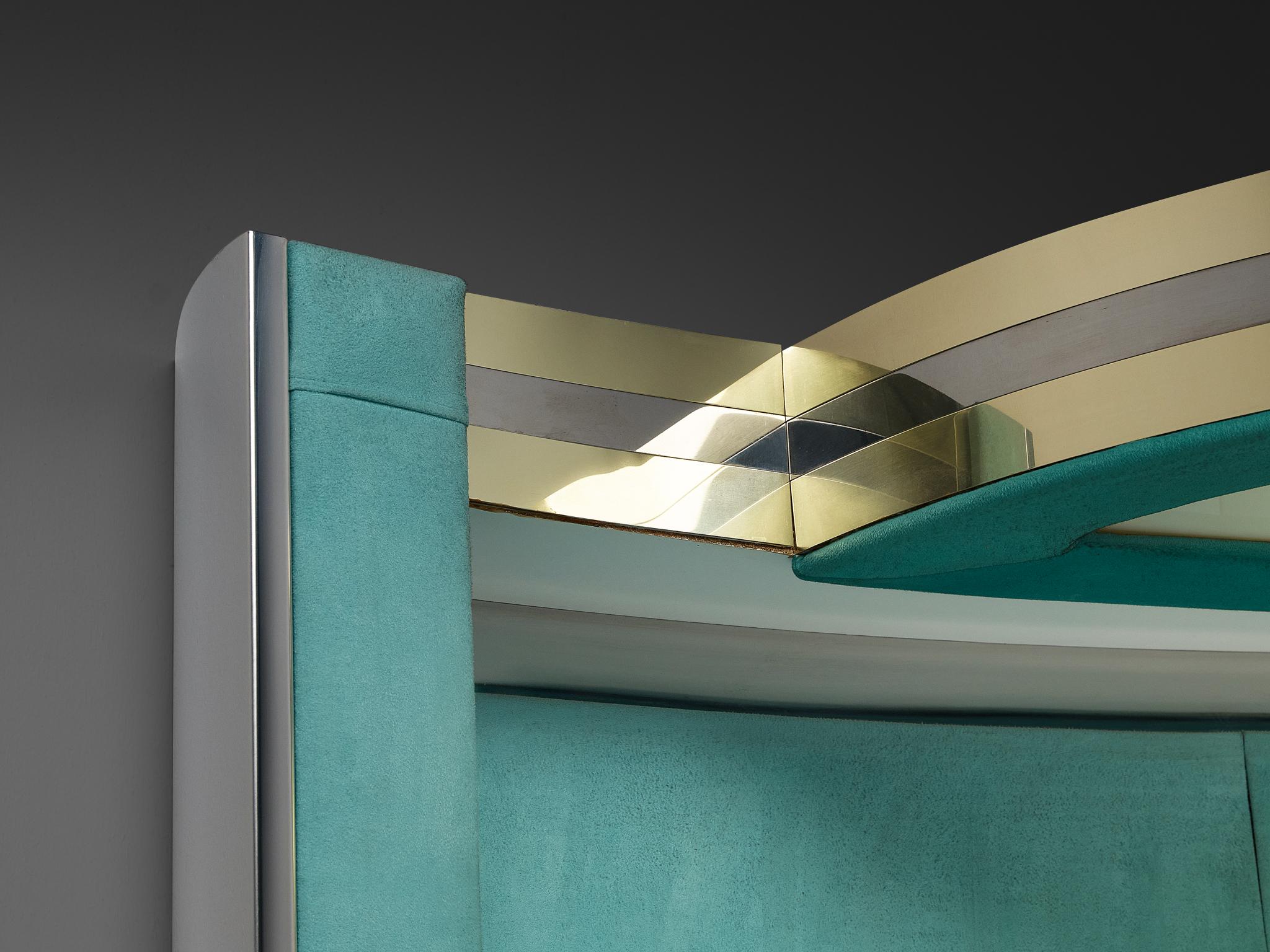 Stunning Cocktail Bar Cabinet with Stool in The Style of Willy Rizzo en venta 8