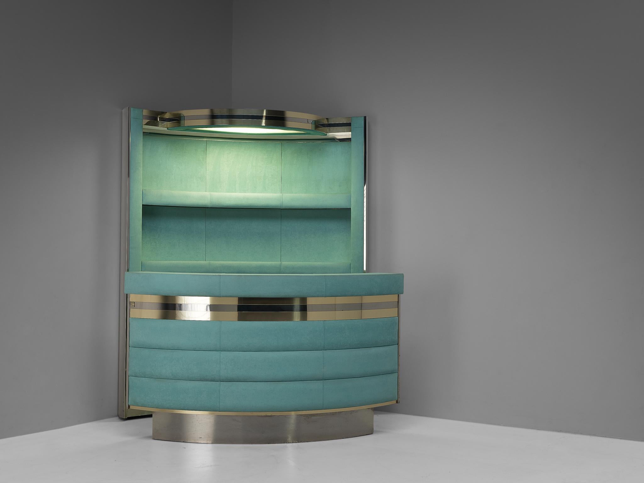 Stunning Cocktail Bar Cabinet with Stool in The Style of Willy Rizzo finales del siglo XX en venta