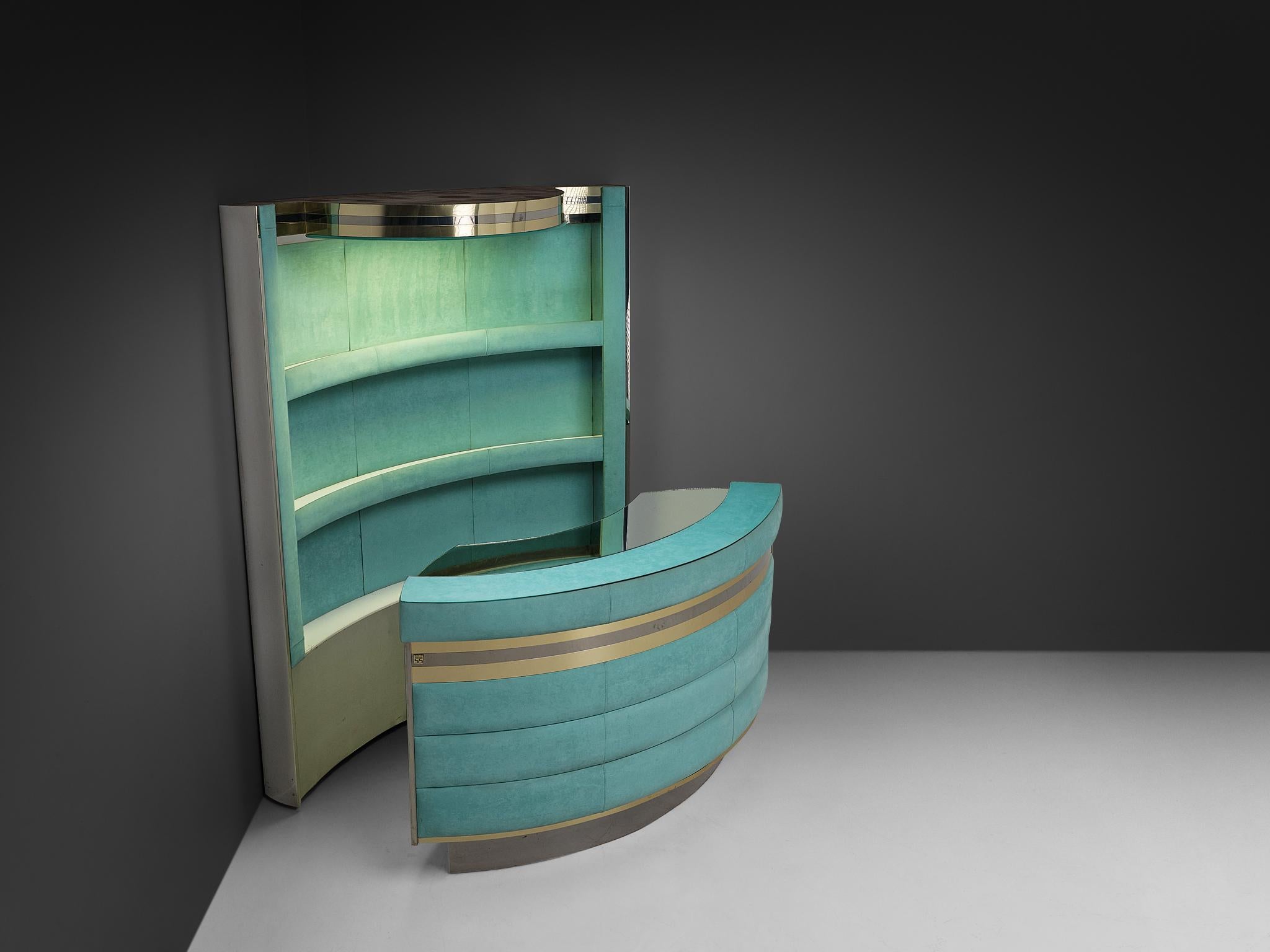 Stunning Cocktail Bar Cabinet with Stool in The Style of Willy Rizzo en venta 1