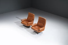 Superbes chaises longues DS-35 en cuir cognac par l'équipe De Sede pour De Sede Swiss