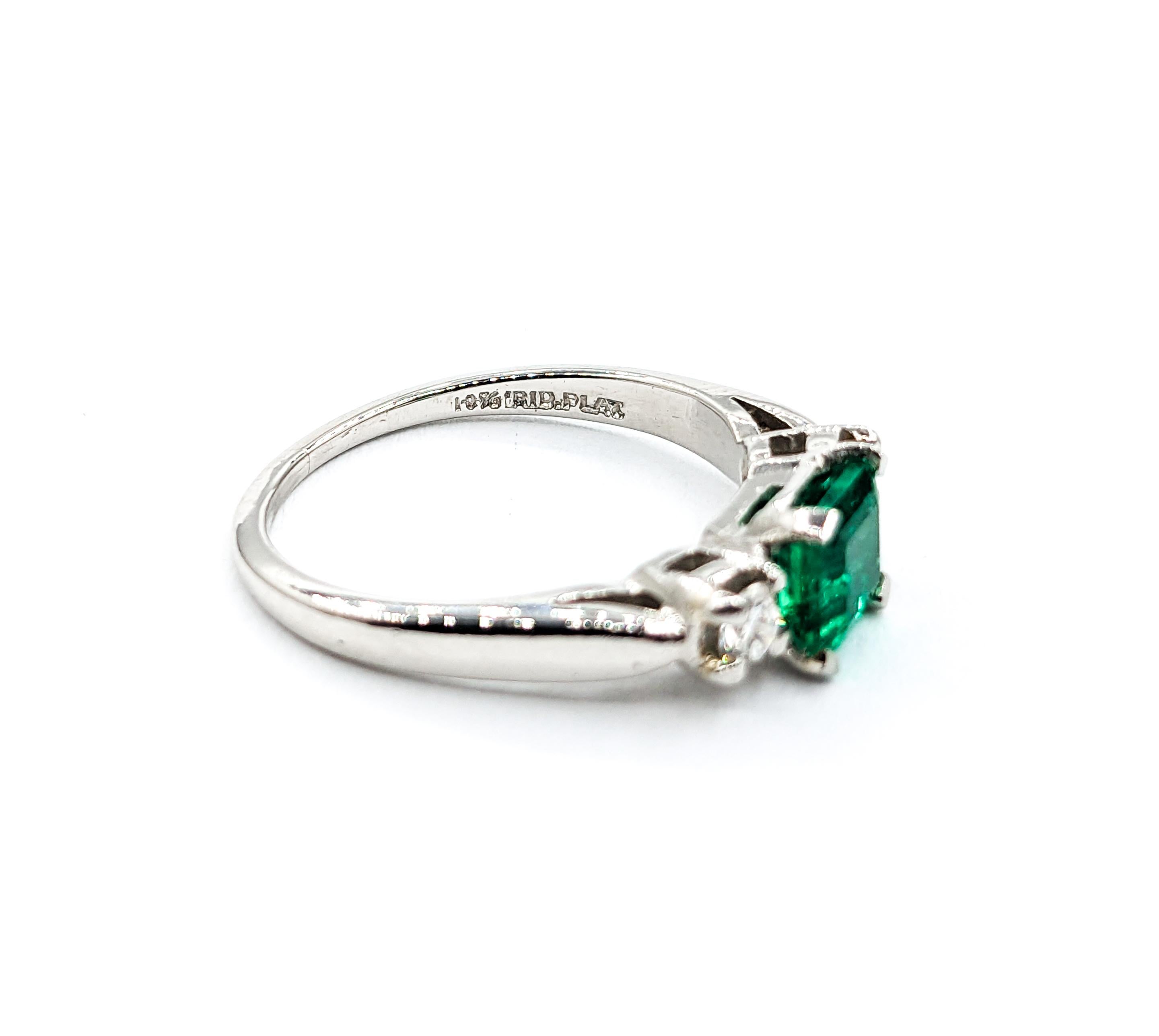 Stunning Colombian Emerald & Diamond Platinum Ring For Sale 5