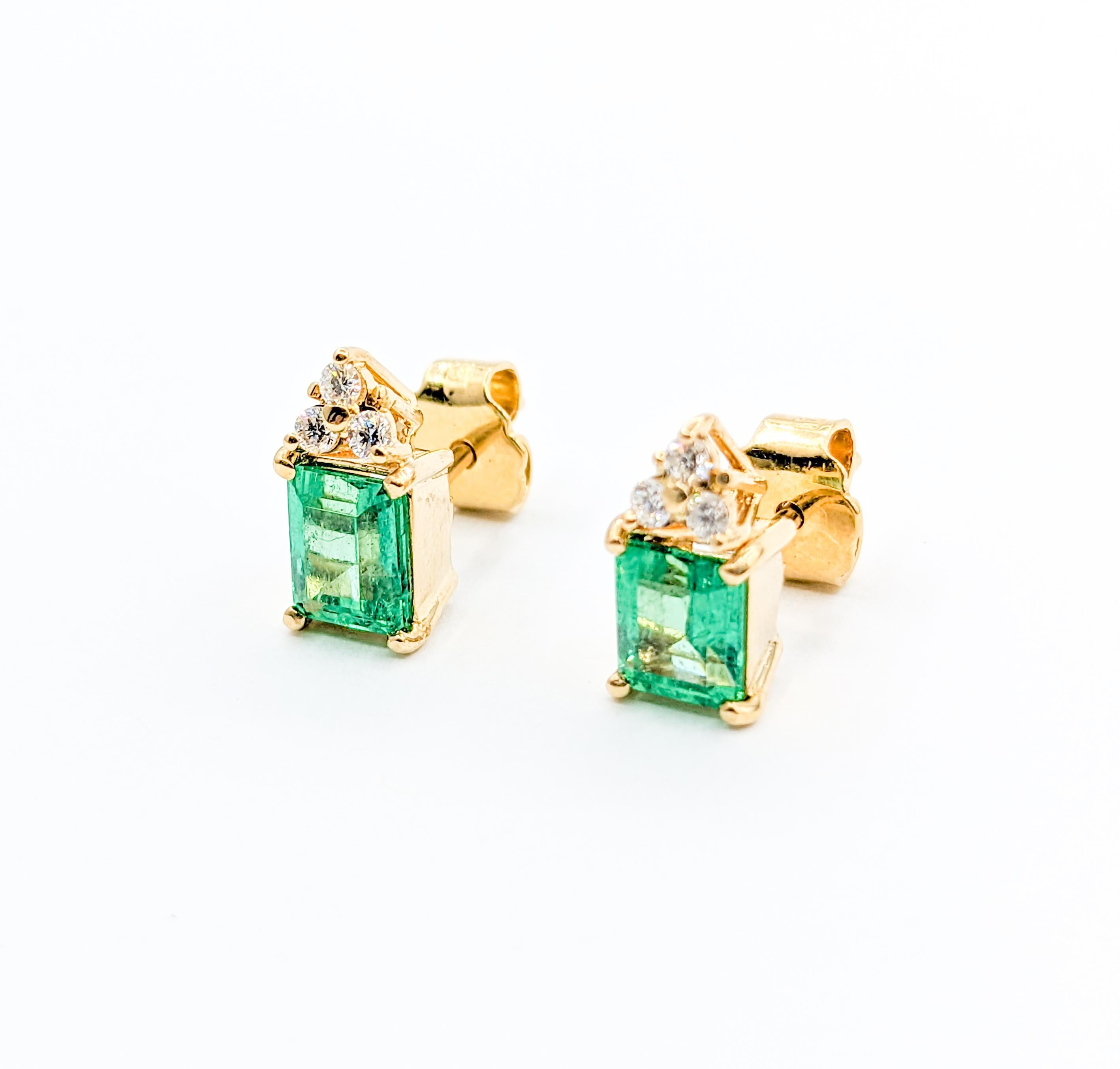 Stunning Colombian Emerald & Diamond Stud Earrings with GIA Report

Introducing these exquisite Columbian emerald stud earrings, meticulously crafted in 18k Yellow Gold. These earrings showcase 1.59 carats of mesmerizing green Emeralds, both of