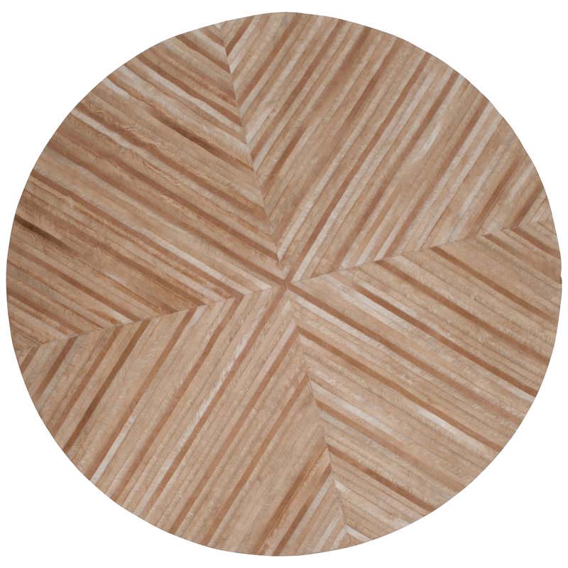 Copper Metallic Diamond Pattern Caramel Cowhide Rug, Large For Sale at ...